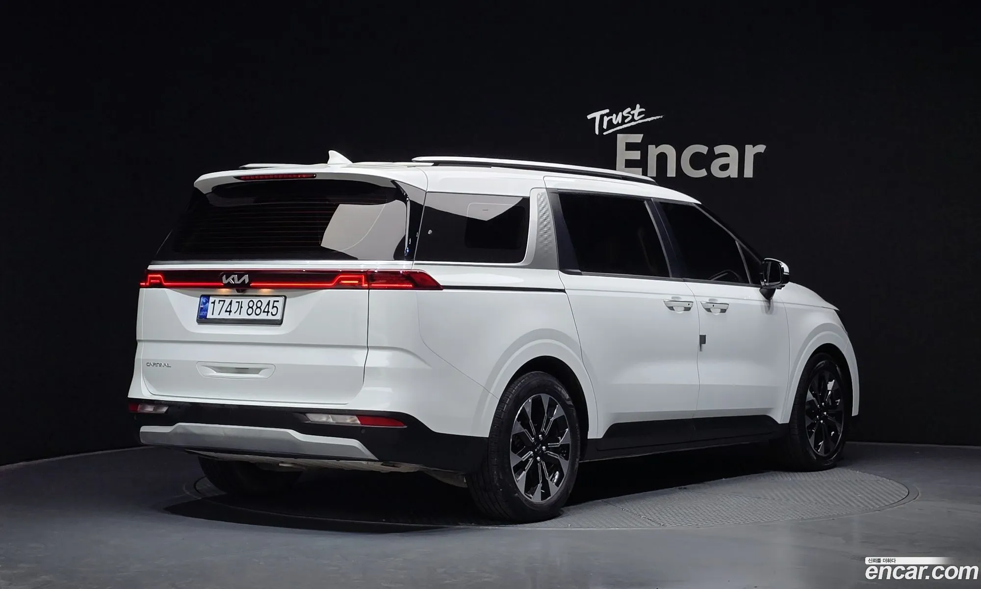 Kia Carnival 2022 KNANB81BBPS266906 — 16