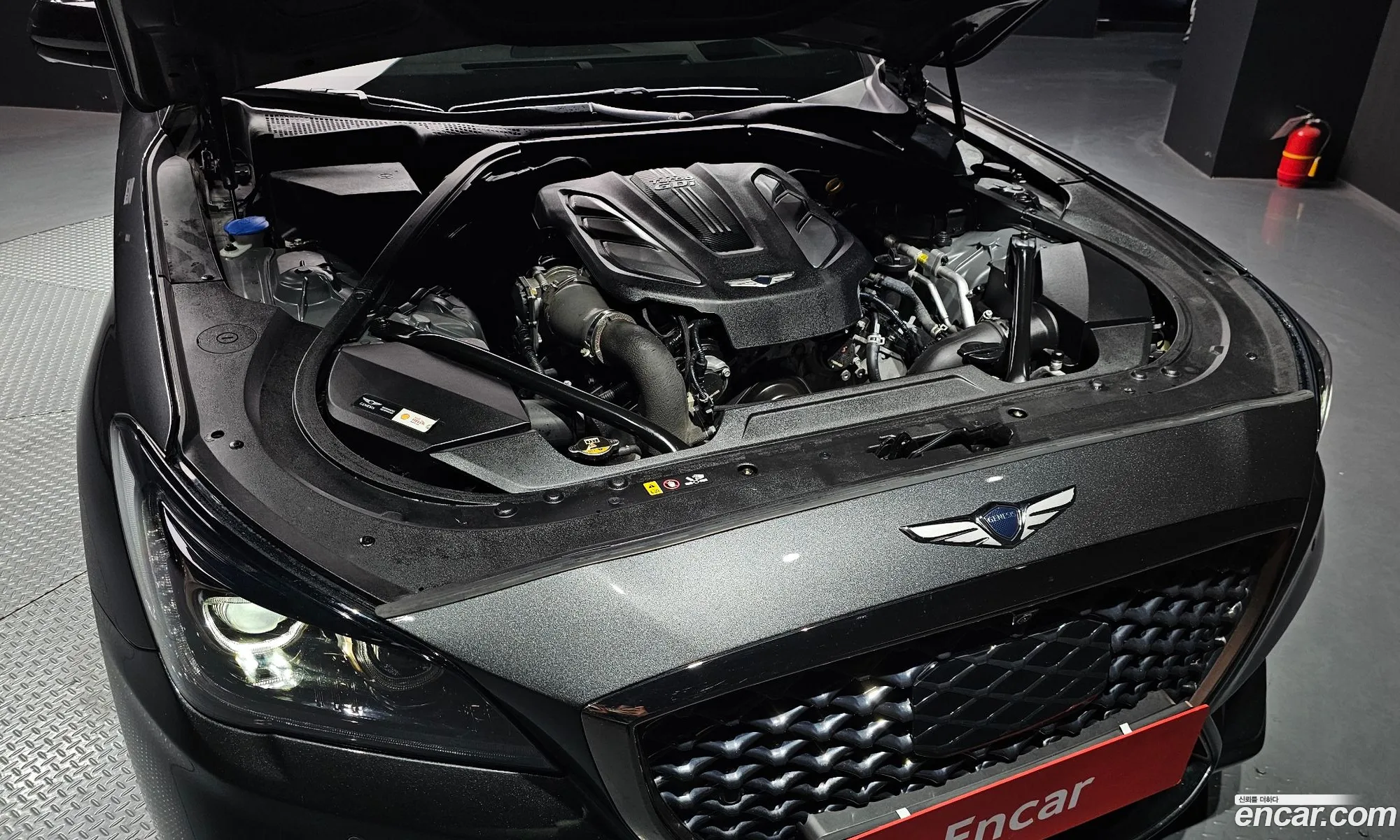 Genesis G80 2017 — 8