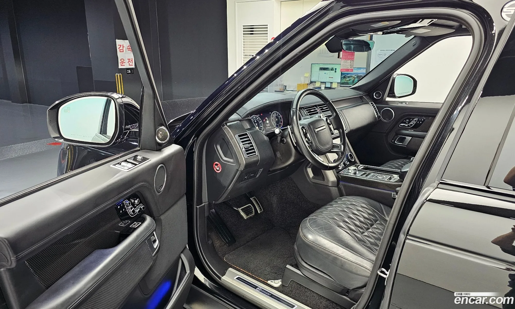 Land Rover Range Rover 2019 SALGA2BE5KA531698 — 10