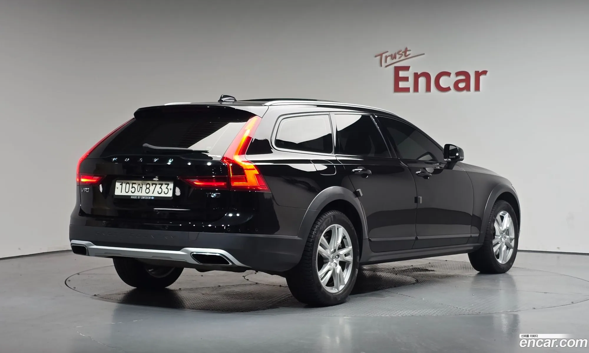 Volvo V90 Cross Country 2018 — 12