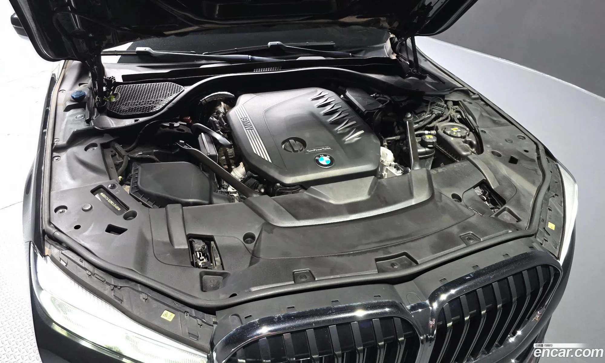 BMW 7 Series 2021 — 8