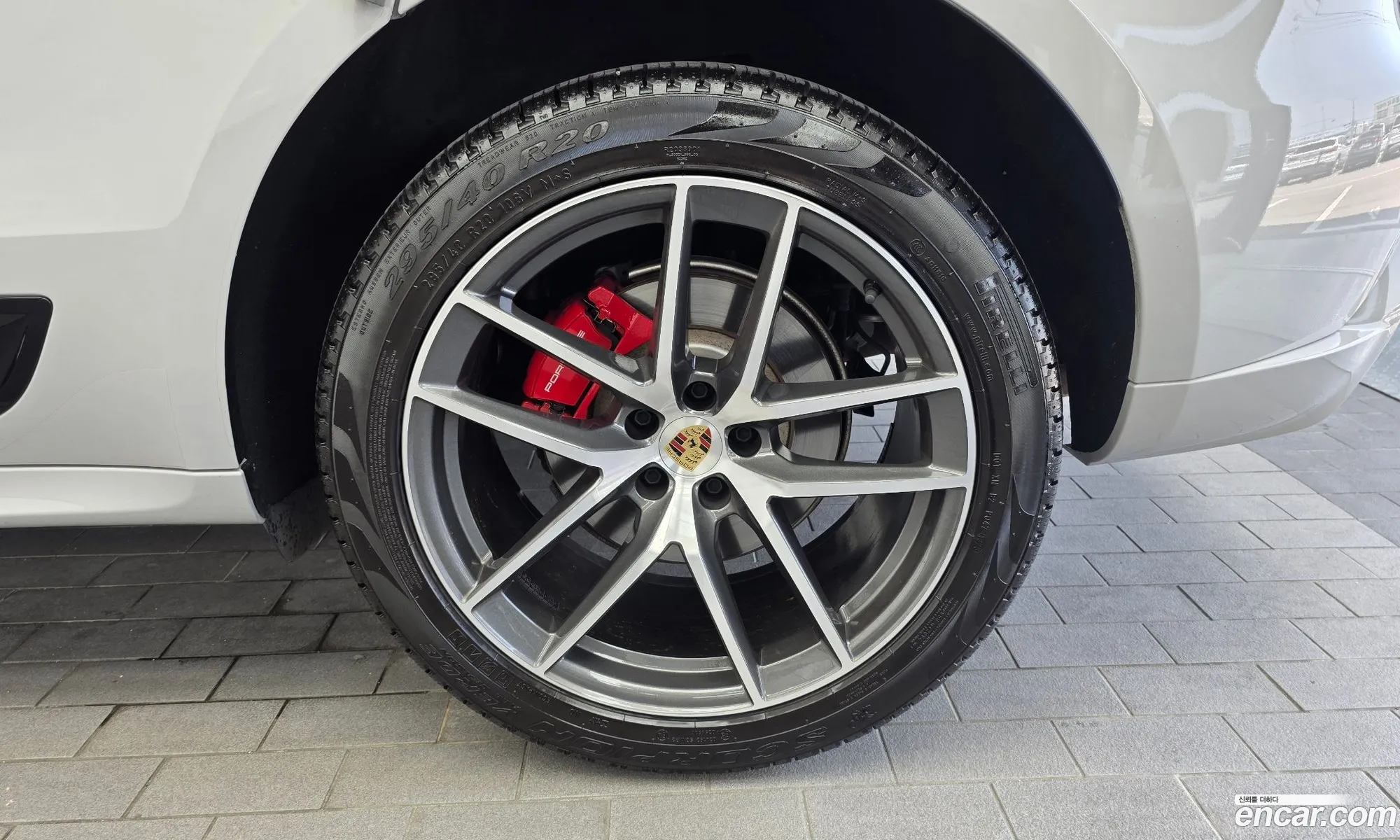 Porsche Macan 2023 WP1AG2954PLB52364 — 3