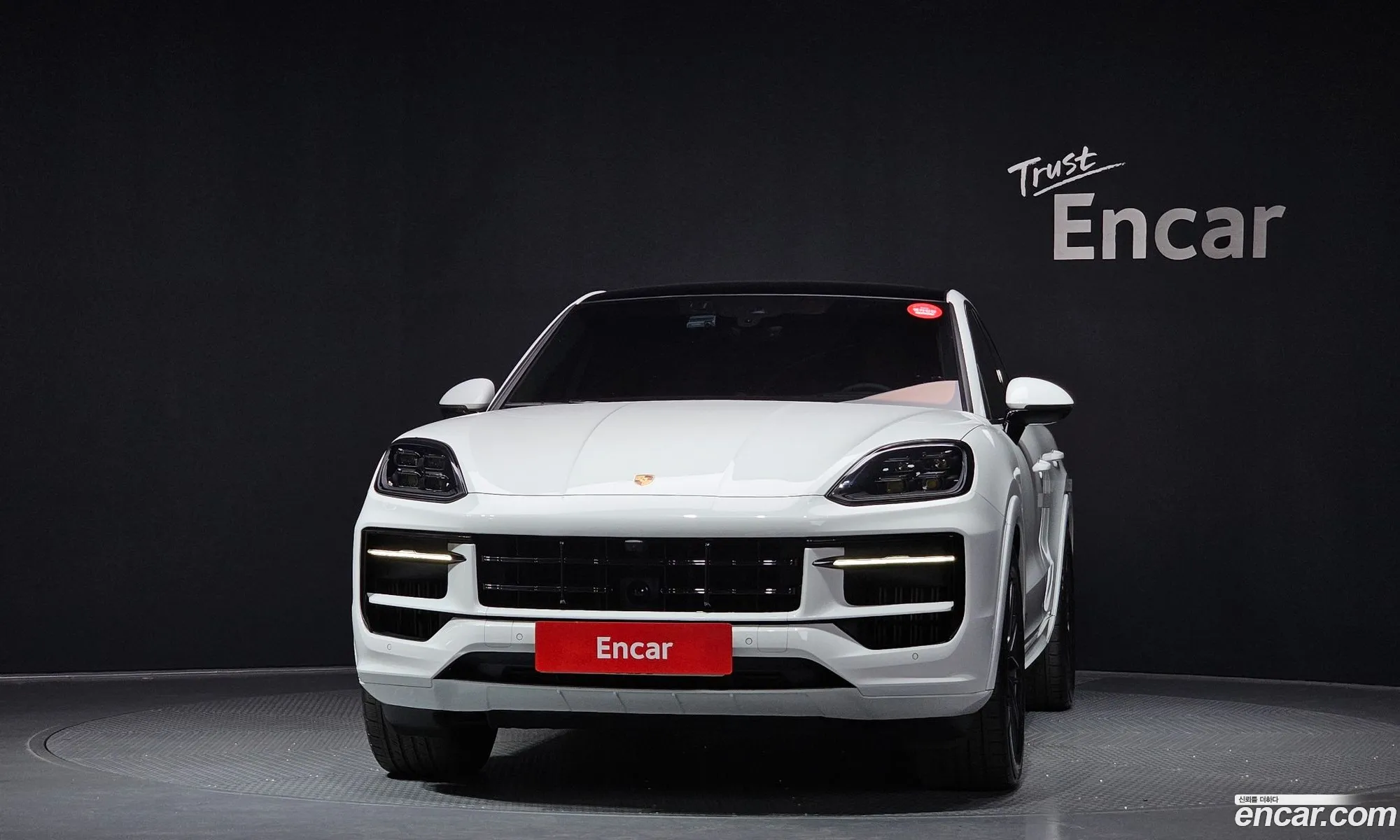 Porsche Cayenne 2024 WP1BG29Y4SDA72046 — 3