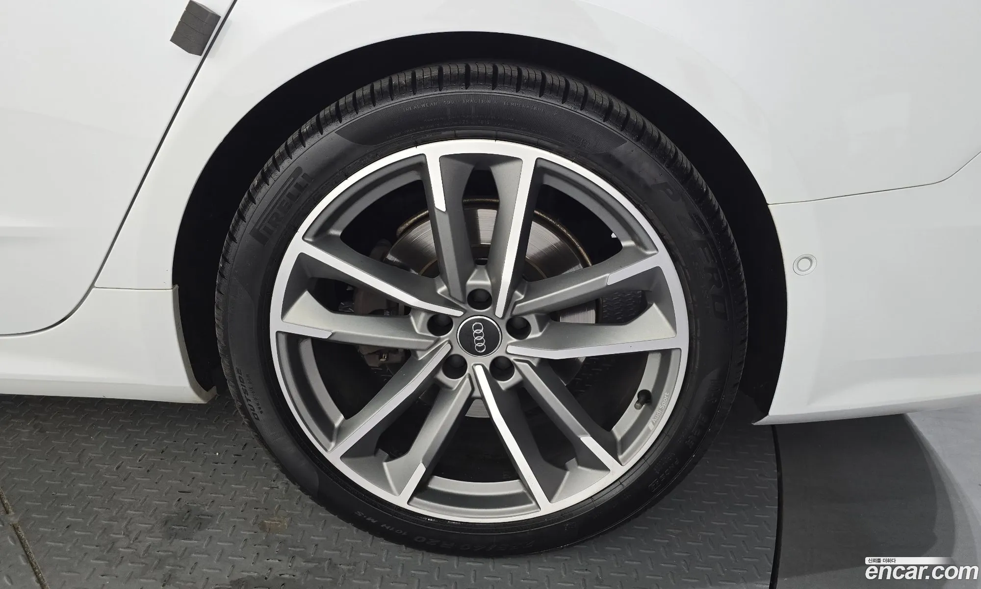Audi A7 2020 — 23