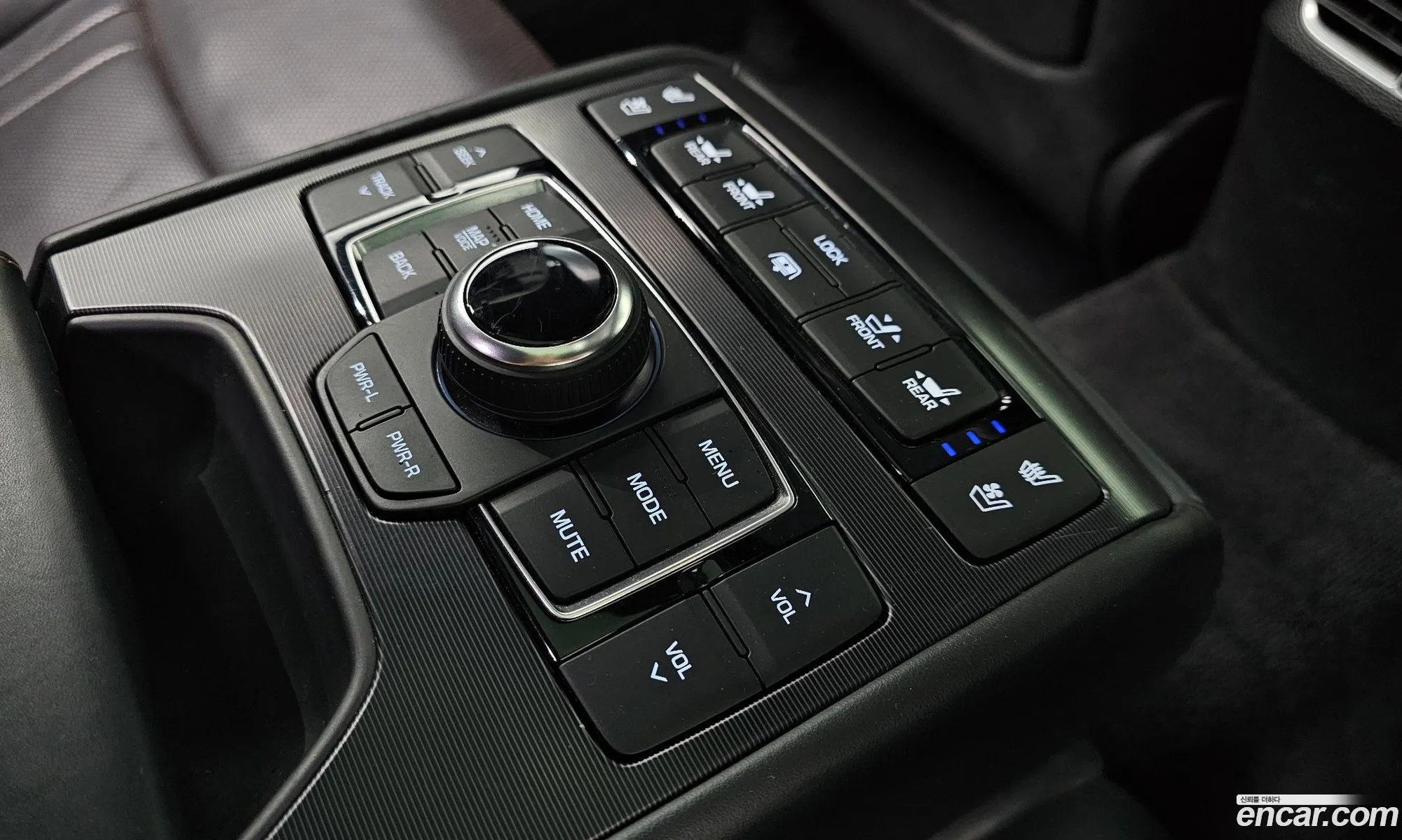 Genesis G80 2016 — 18