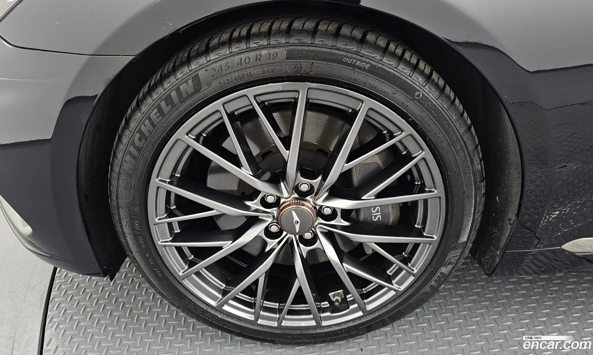 Genesis G80 2016 — 9