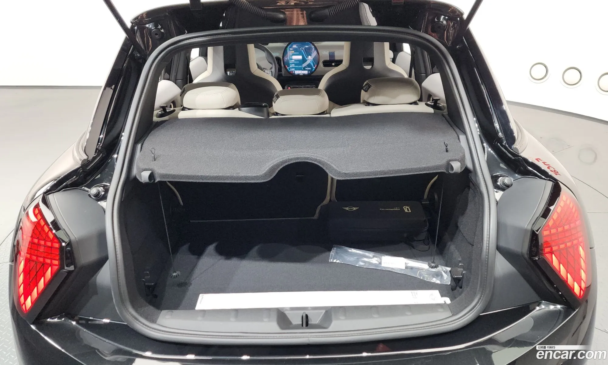 Mini Cooper S 2024 WMW51GD05S2W59346 — 31