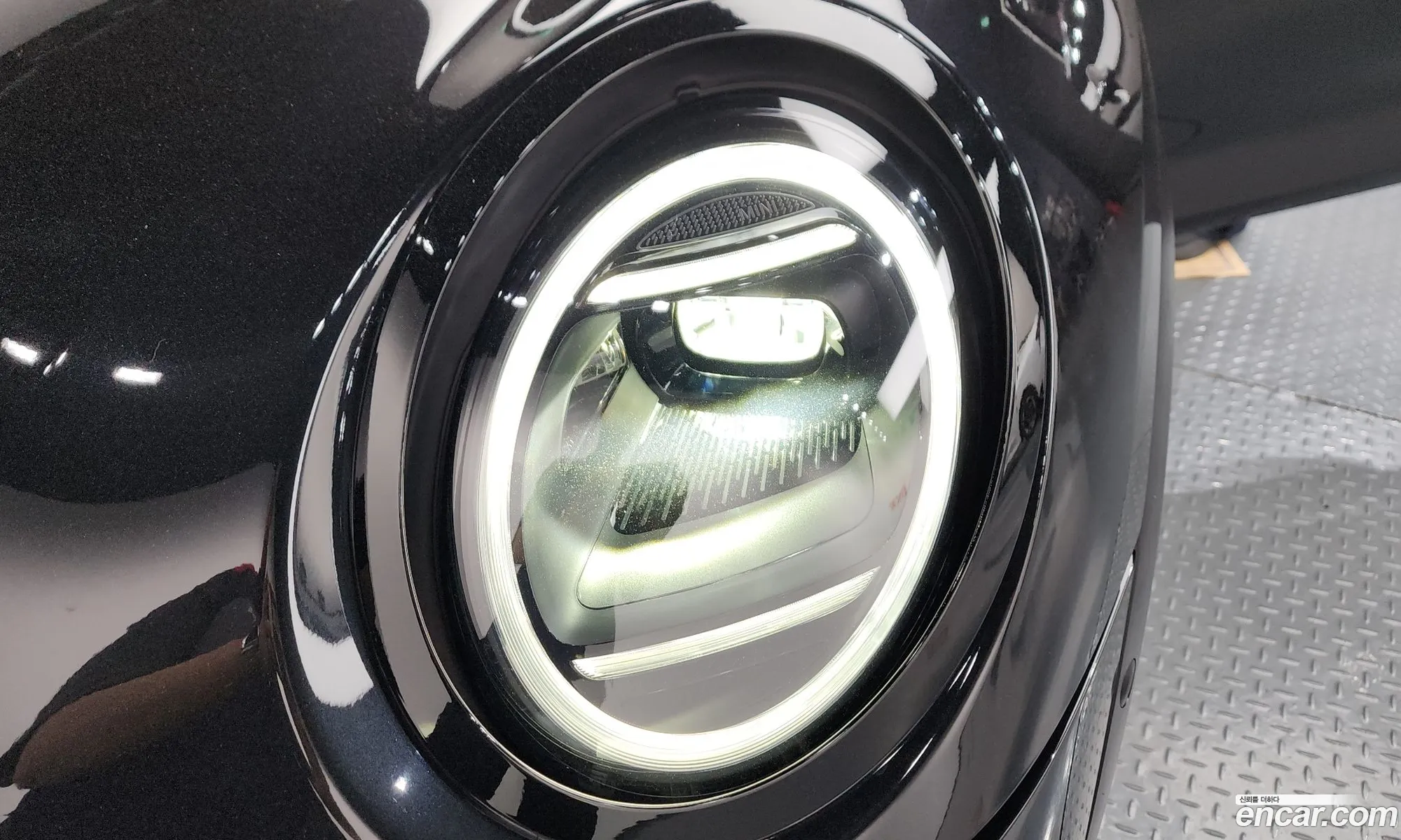 Mini Cooper S 2024 WMW51GD05S2W59346 — 21