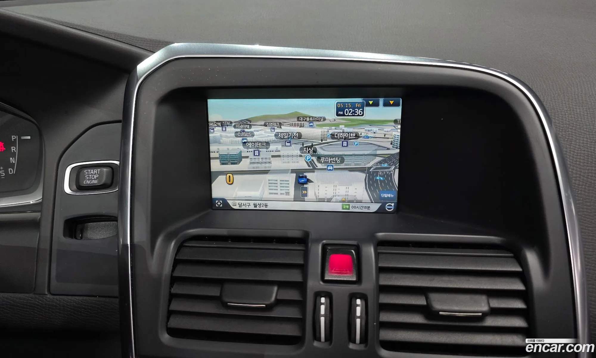 Volvo XC60 2015 — 2