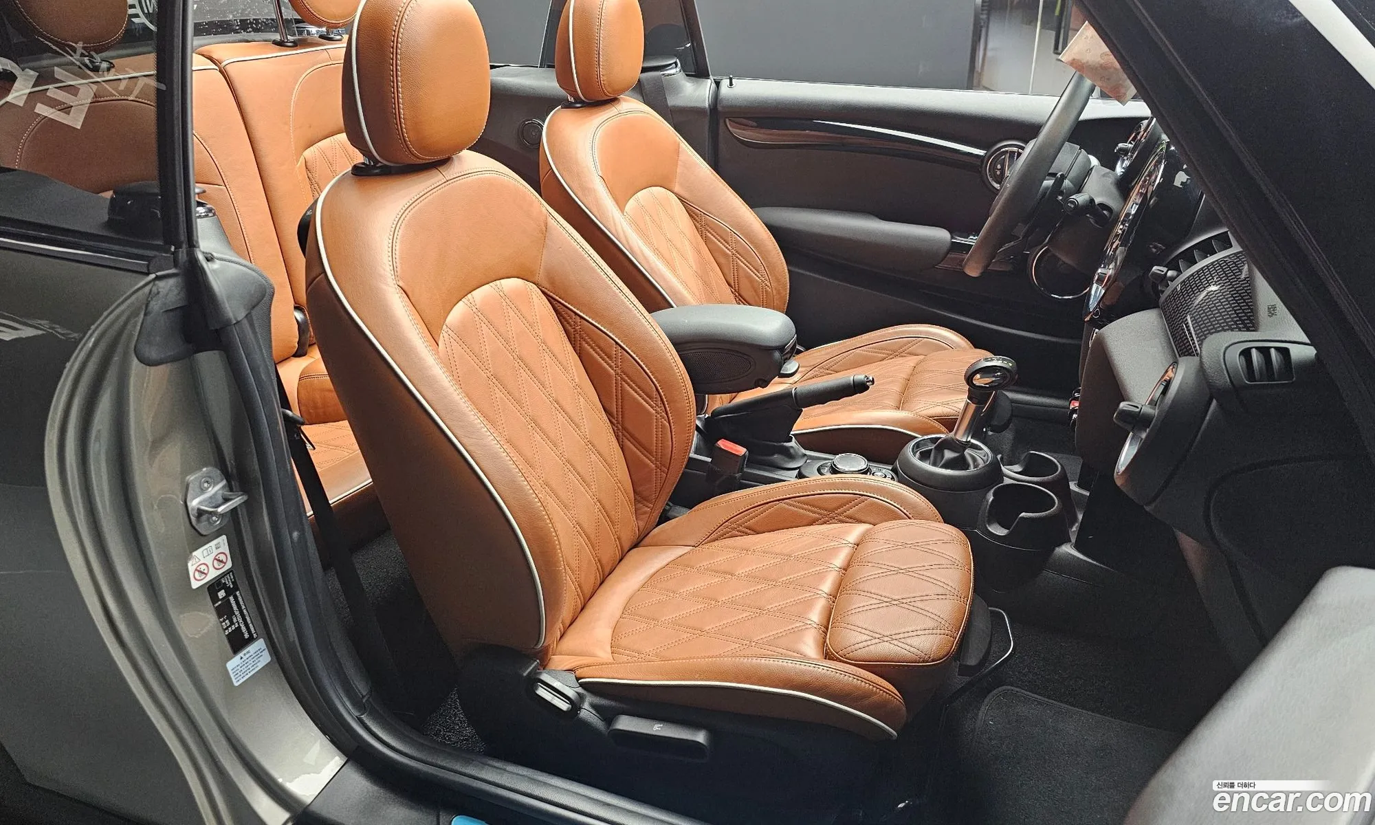Mini Cooper S Convertible 2019 WMWWG9102K3A89760 — 9