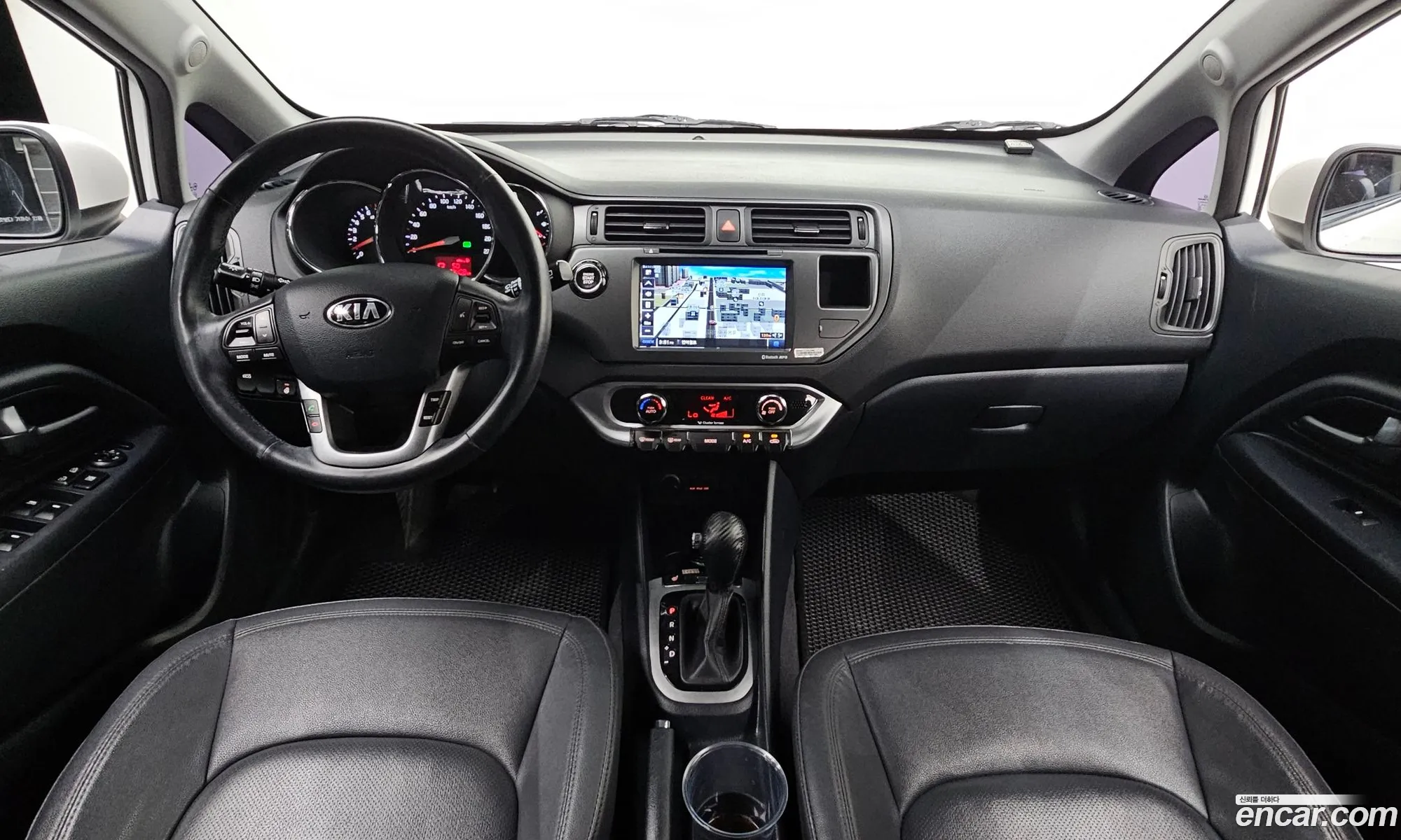 Kia Pride 2014 — 15