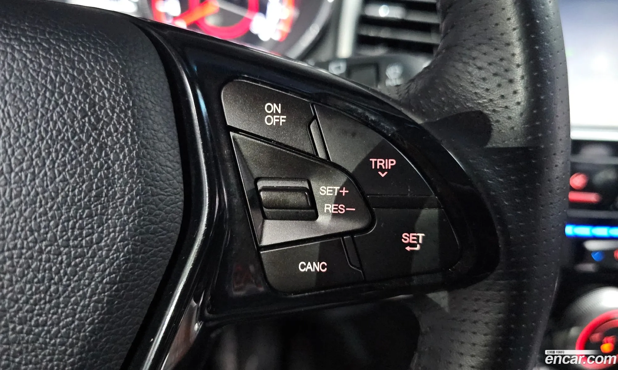KG Mobility (SsangYong) Tivoli Armour 2018 — 12
