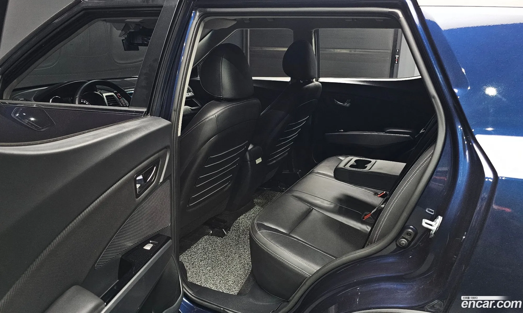 KG Mobility (SsangYong) Tivoli Armour 2018 — 28