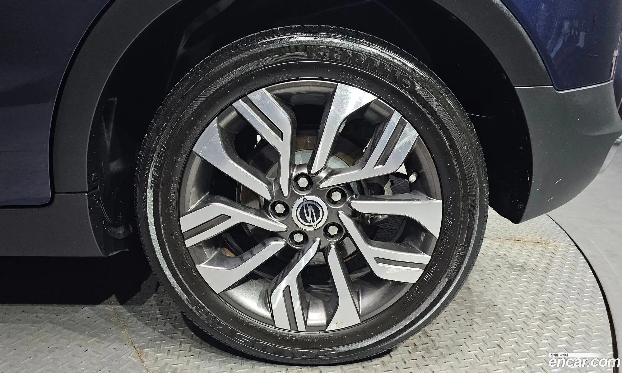 KG Mobility (SsangYong) Tivoli Armour 2018 — 30