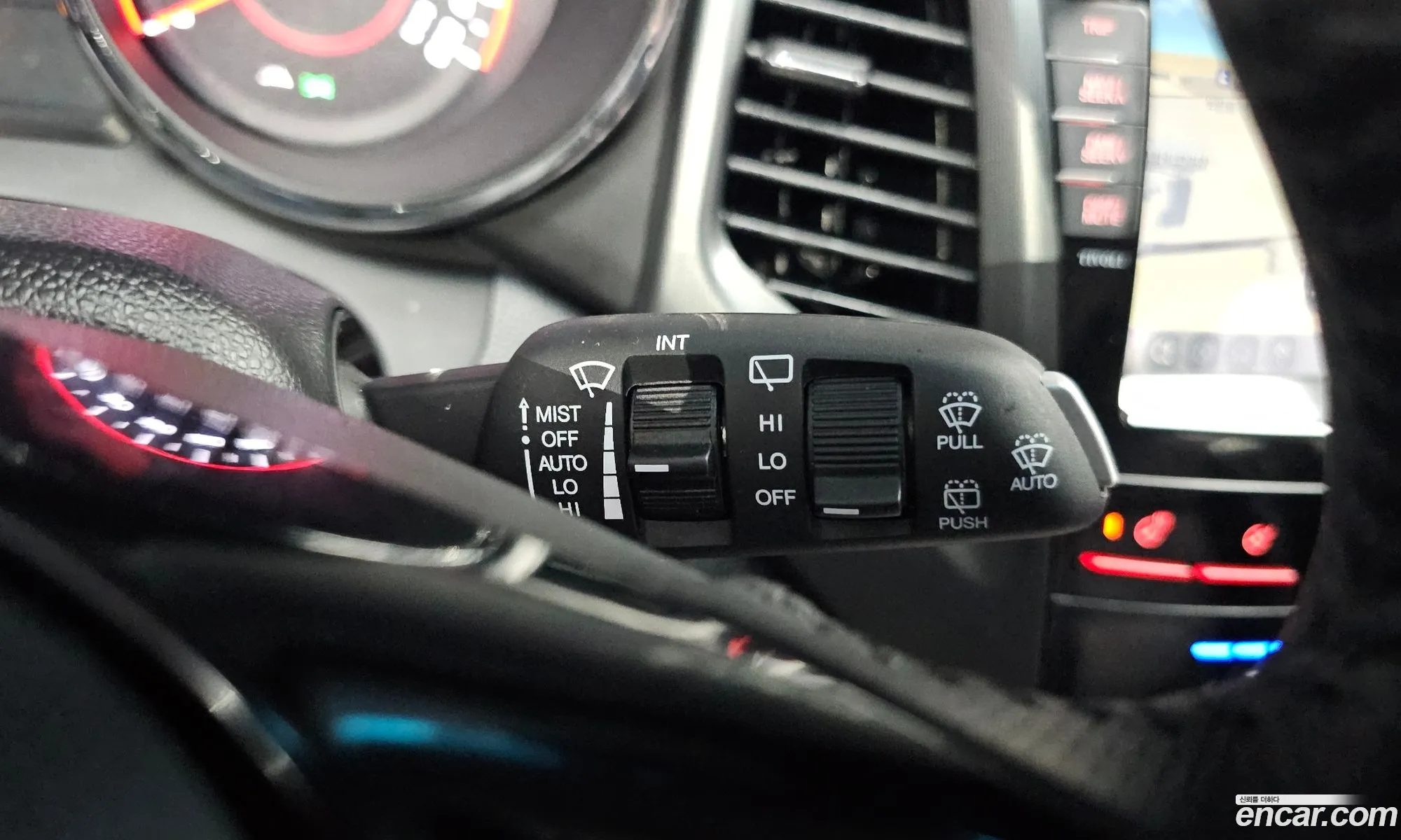KG Mobility (SsangYong) Tivoli Armour 2018 — 25