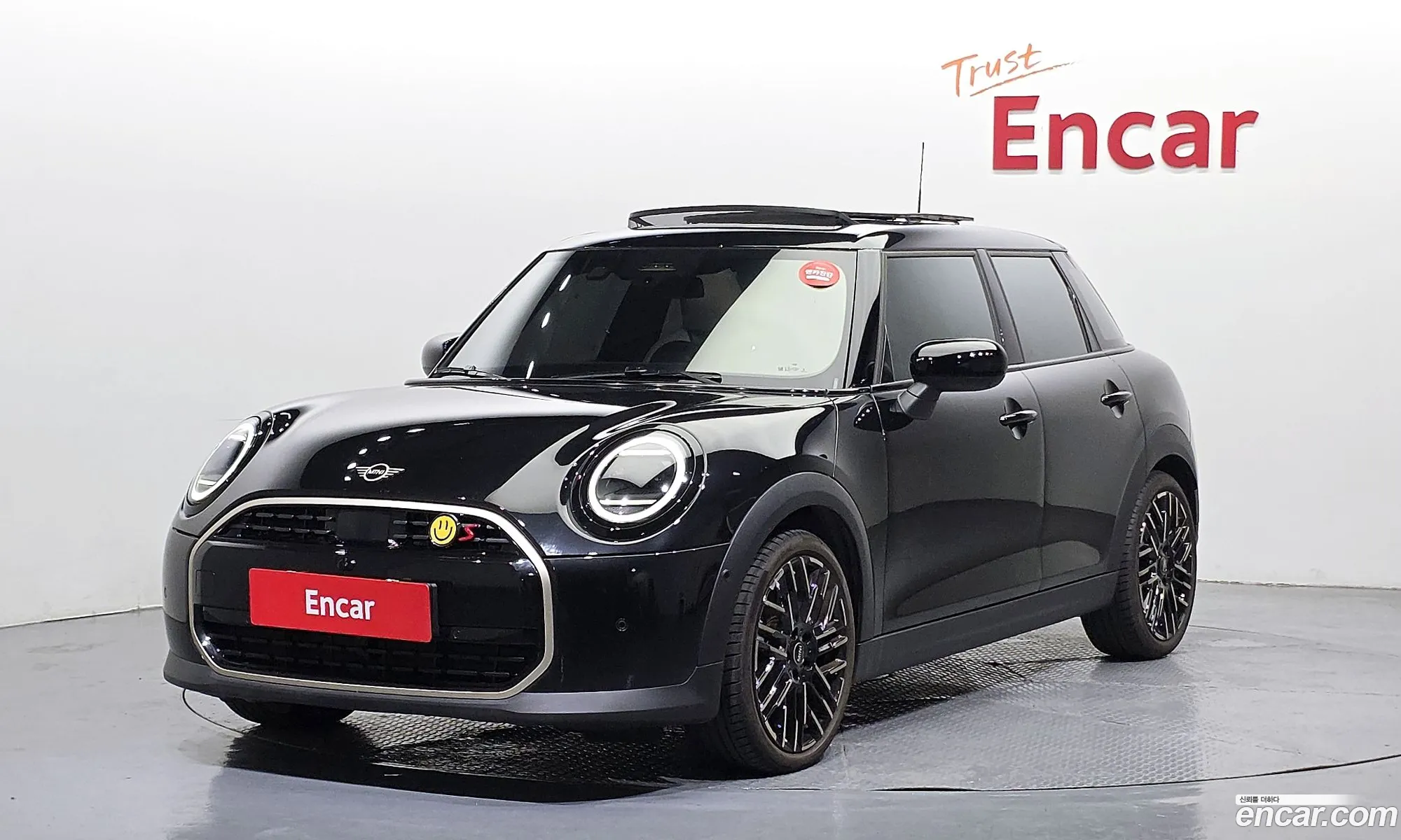 Mini Cooper S 2024 WMW51GD06S2W25836 — 26