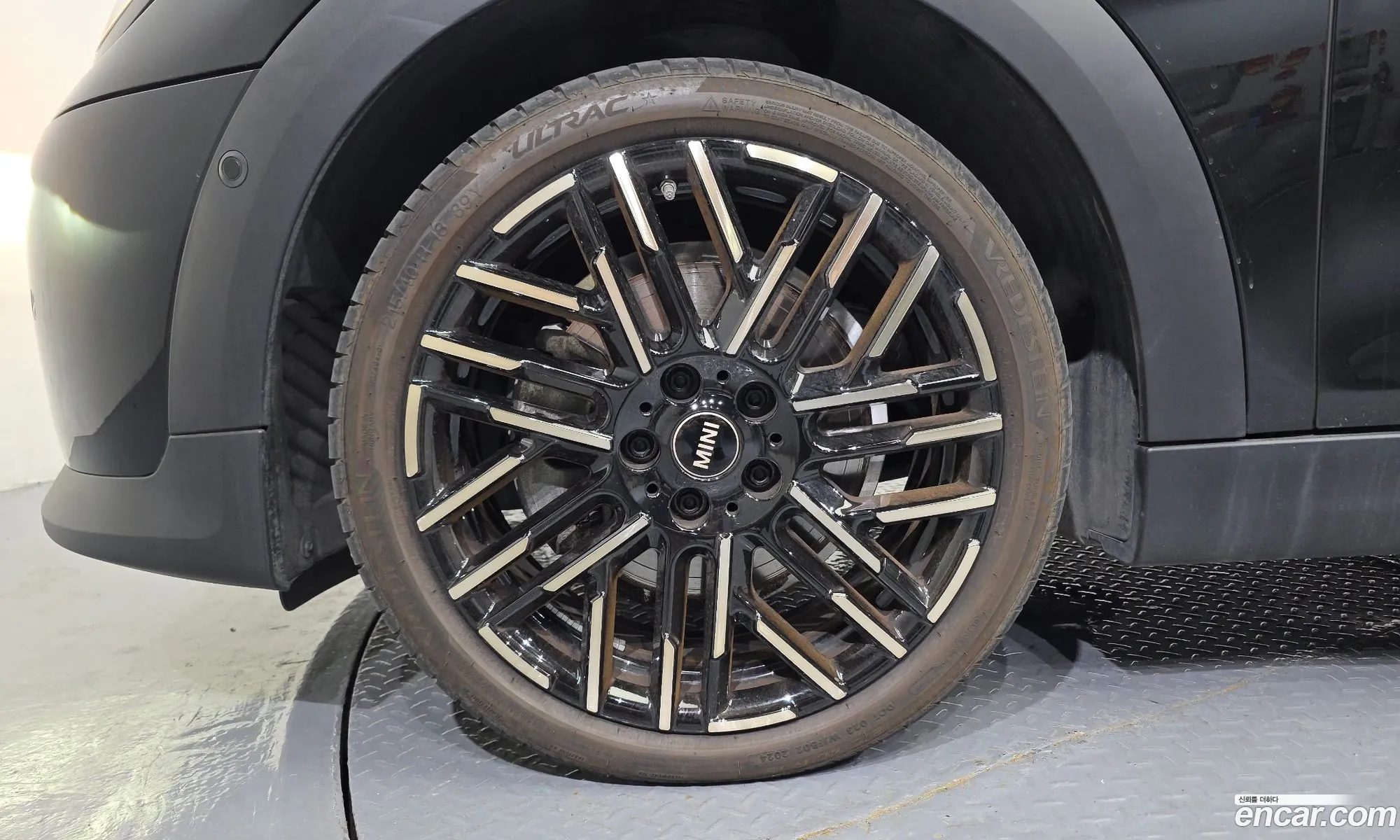 Mini Cooper S 2024 WMW51GD06S2W25836 — 27