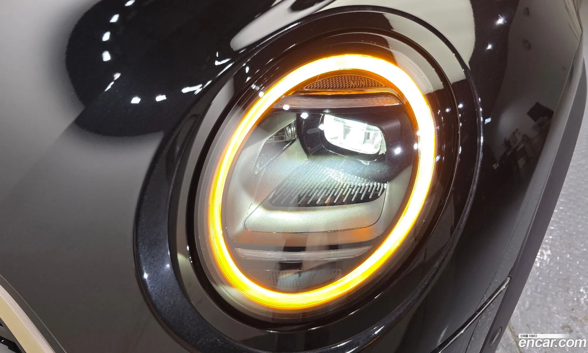 Mini Cooper S 2024 WMW51GD06S2W25836 — 25