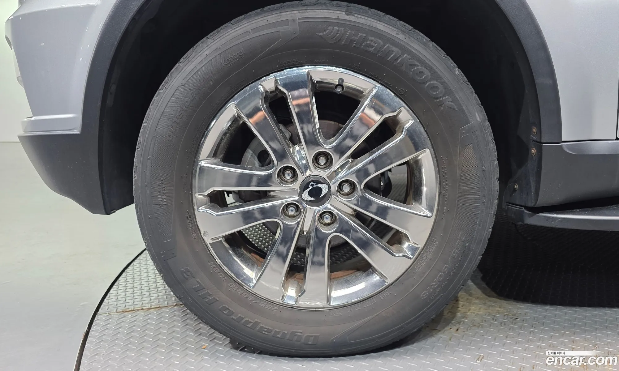 KG Mobility (SsangYong) Rexton W 2014 — 11