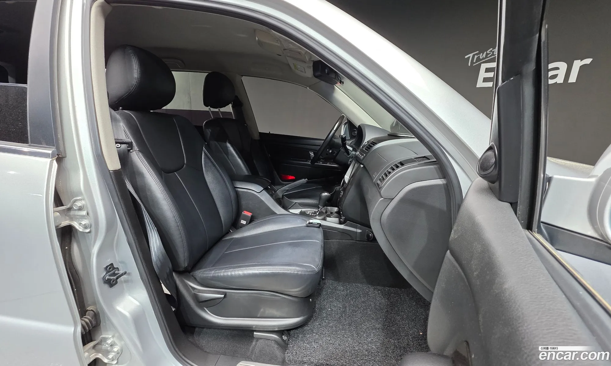 KG Mobility (SsangYong) Rexton W 2014 — 19