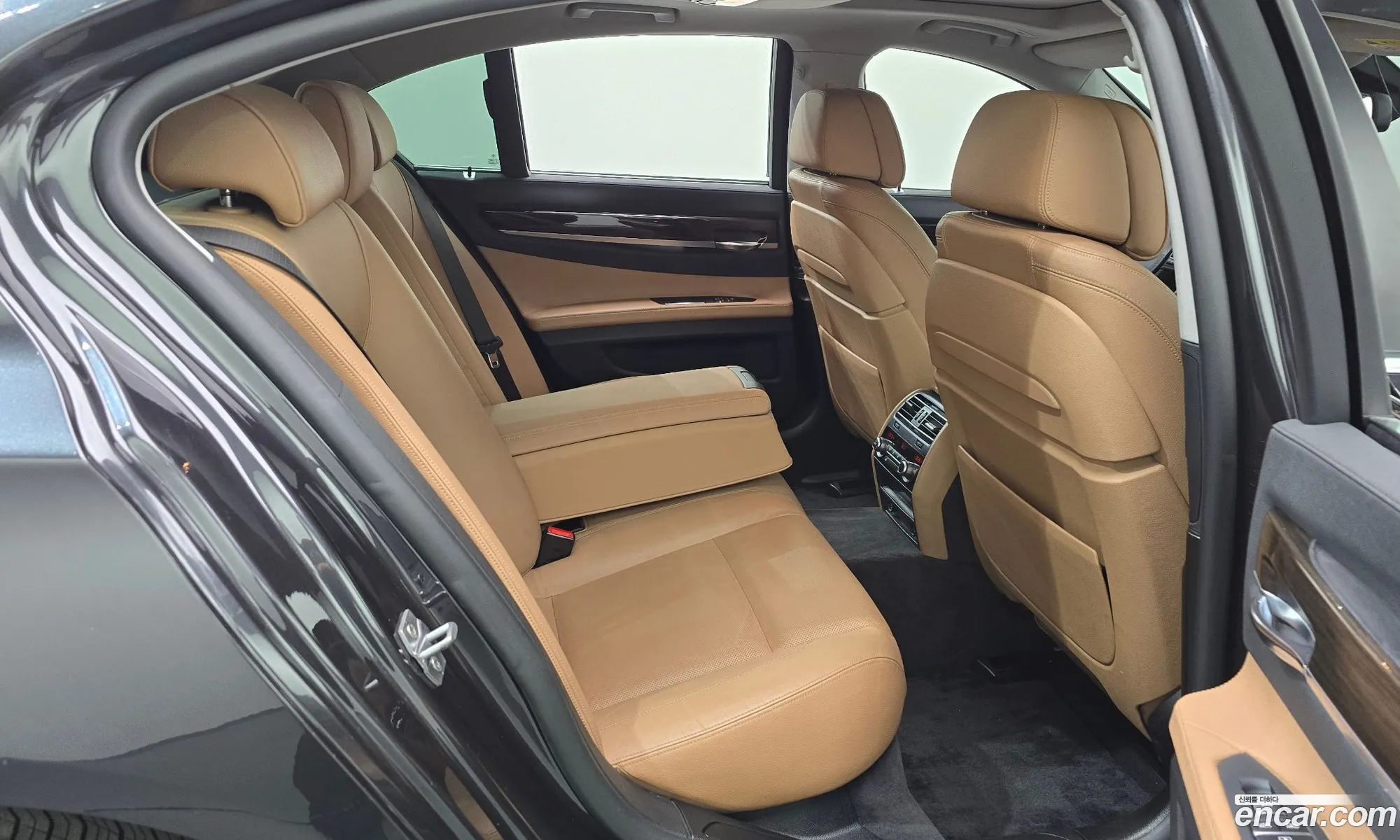 BMW 7 Series 2013 11111111111111111 — 20