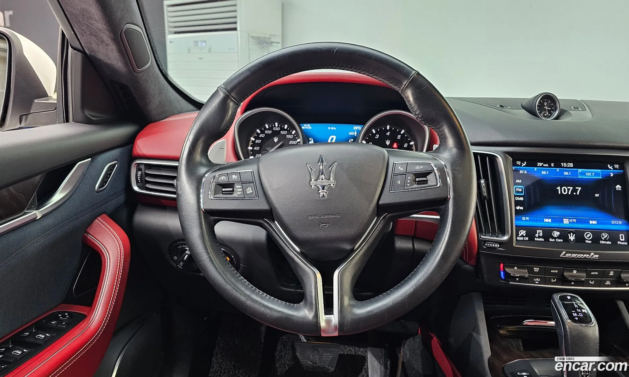 Maserati Levante 2019 ZN661XUG9KX323768 — 20