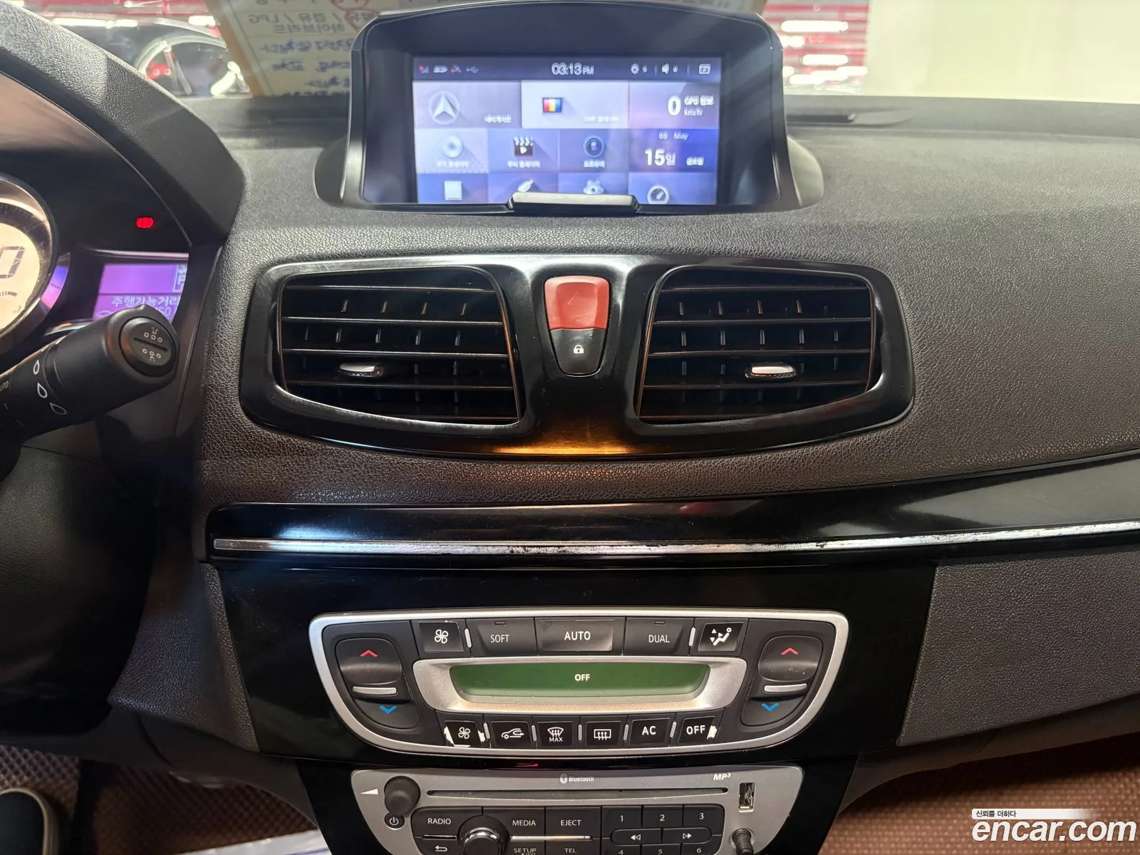 Renault Korea (Samsung) SM3 Neo 2015 — 3