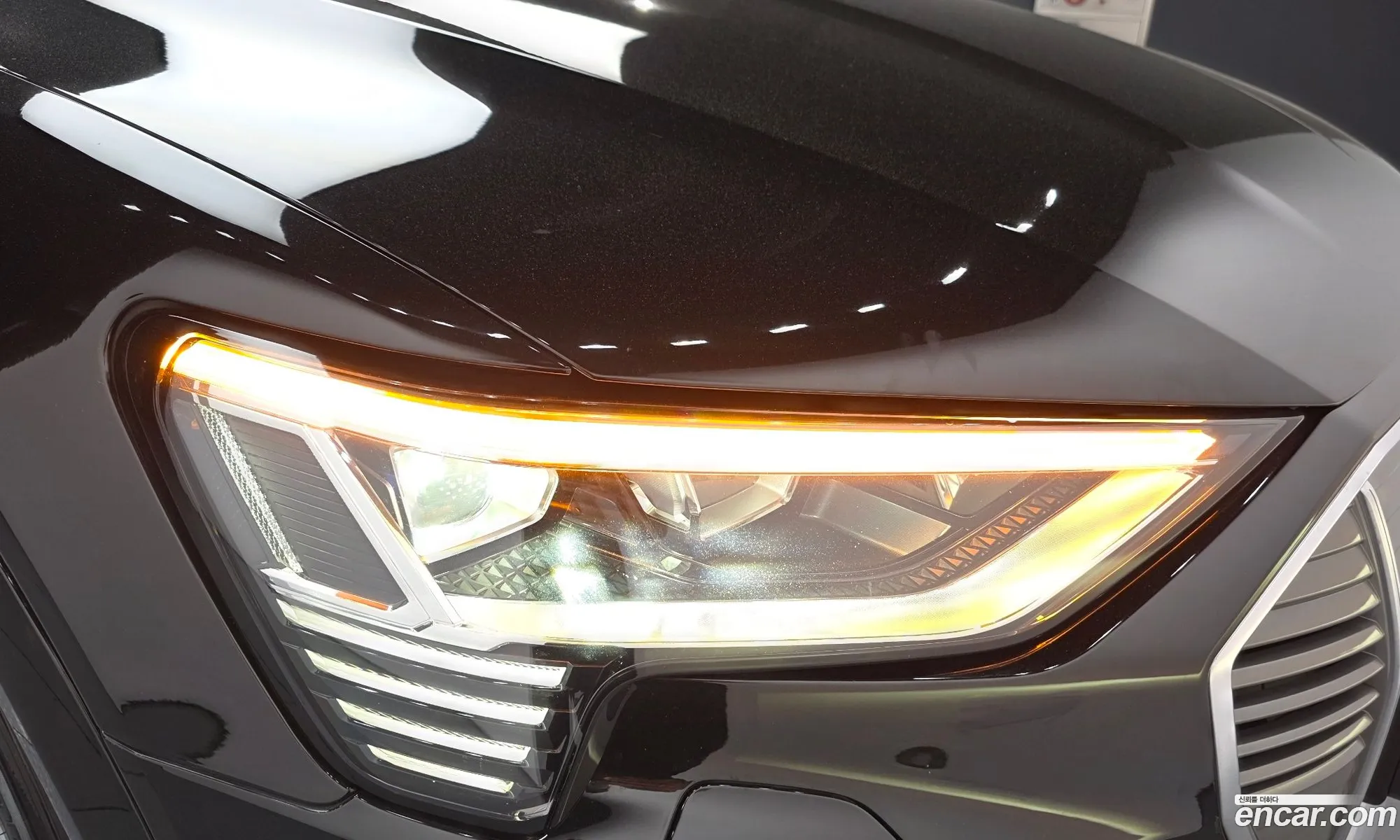 Audi e-tron 2020 WAUZZZGE6LB039880 — 19