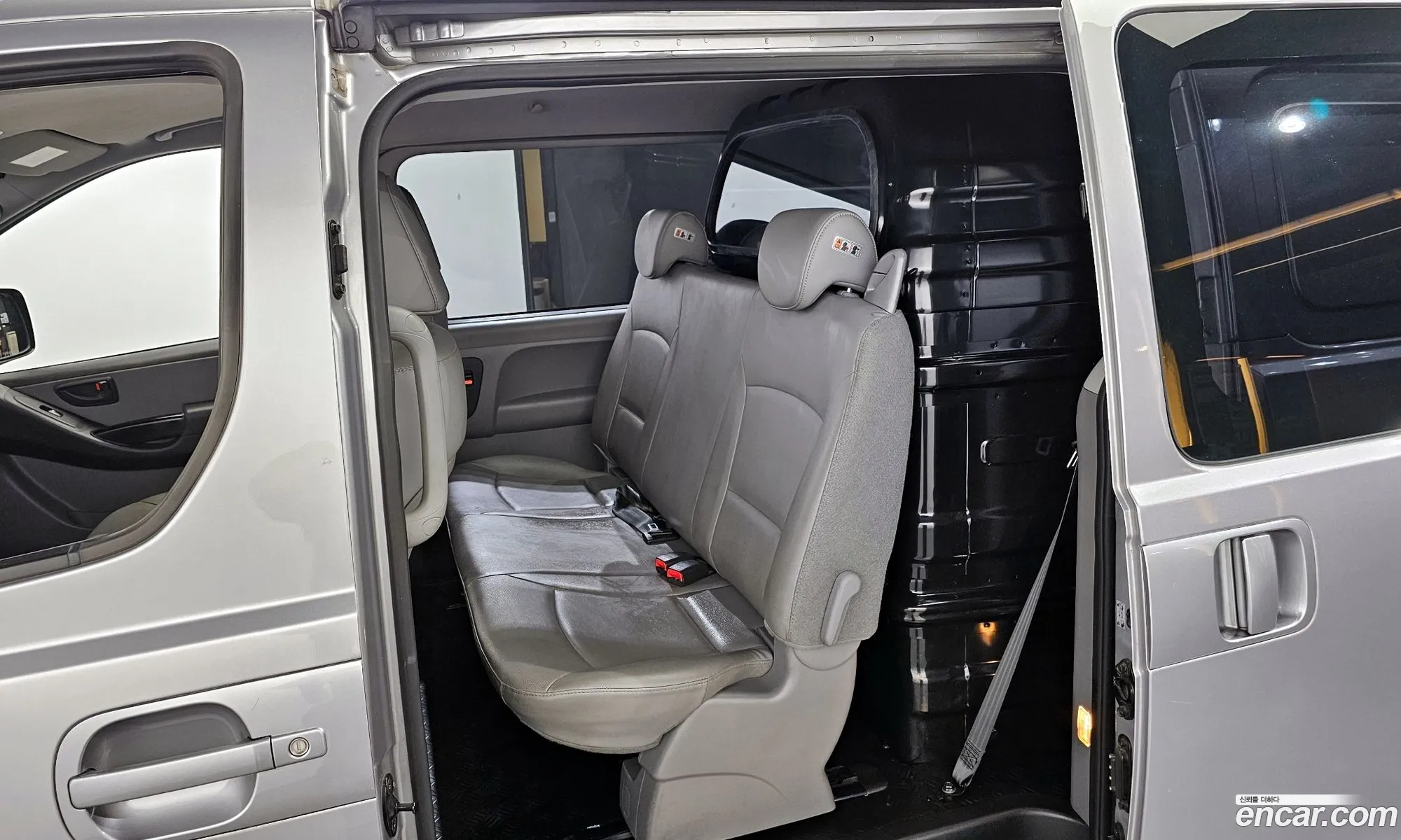 Hyundai Grand Starex 2021 — 11
