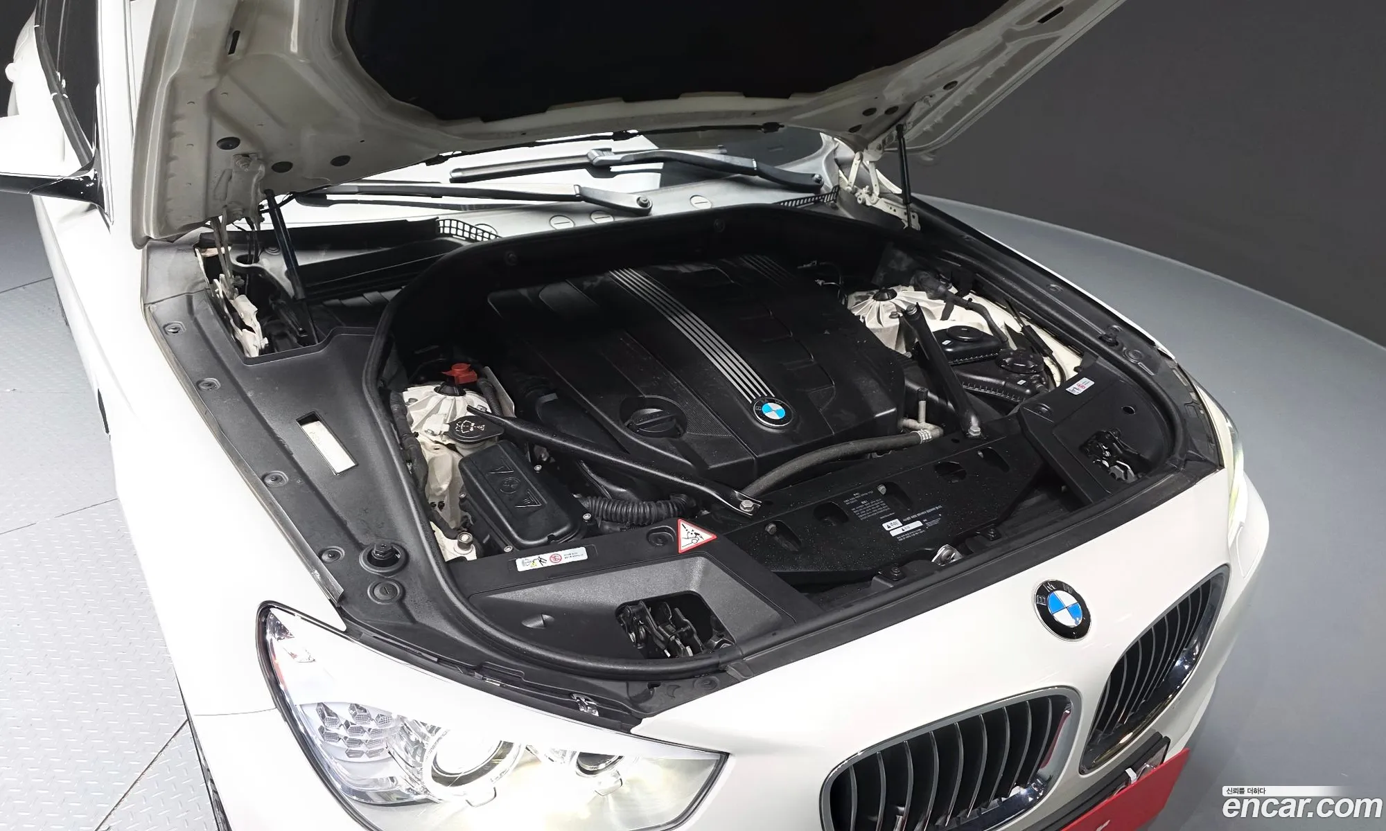 BMW 5 Series GT 2012 WBASN6109CC910404 — 10