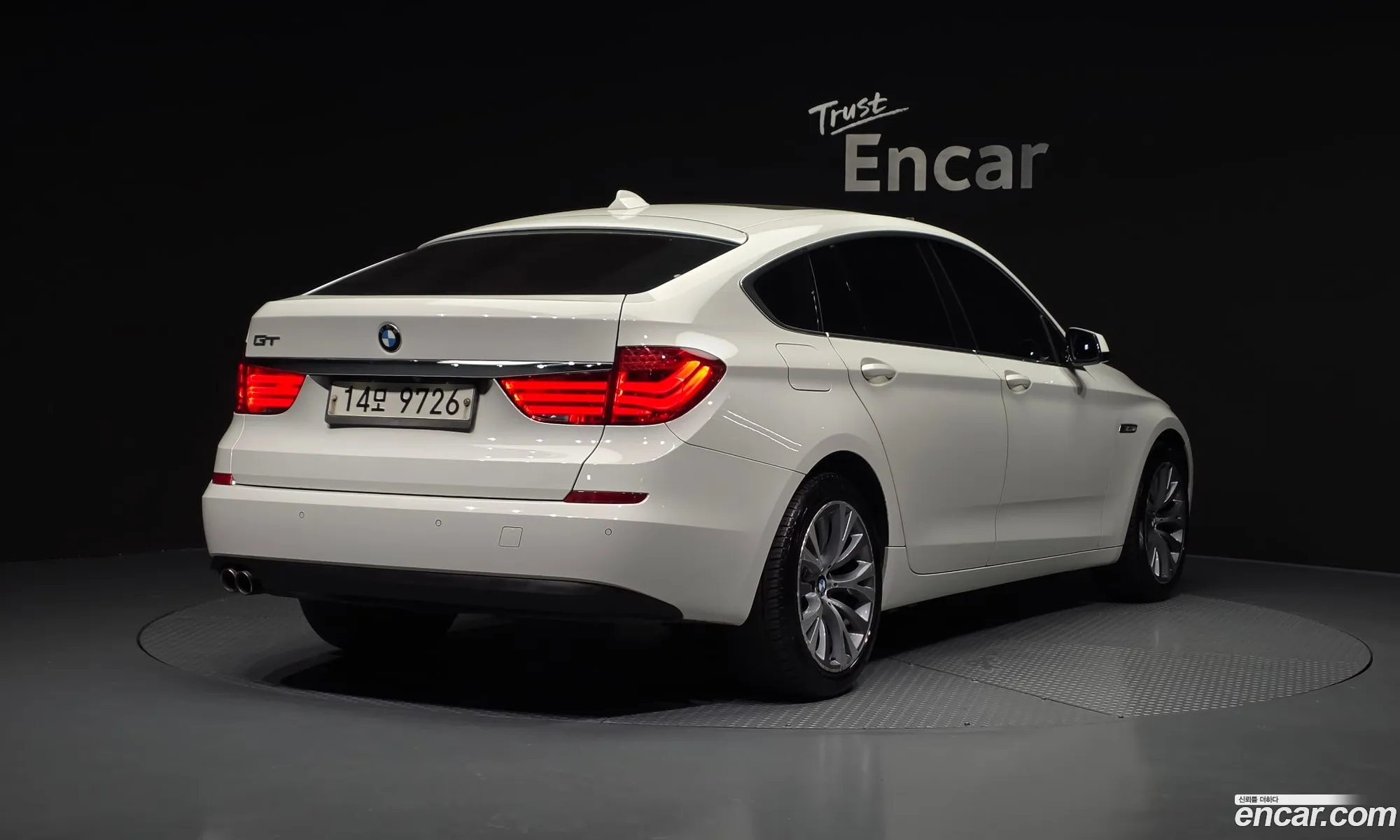 BMW 5 Series GT 2012 WBASN6109CC910404 — 4