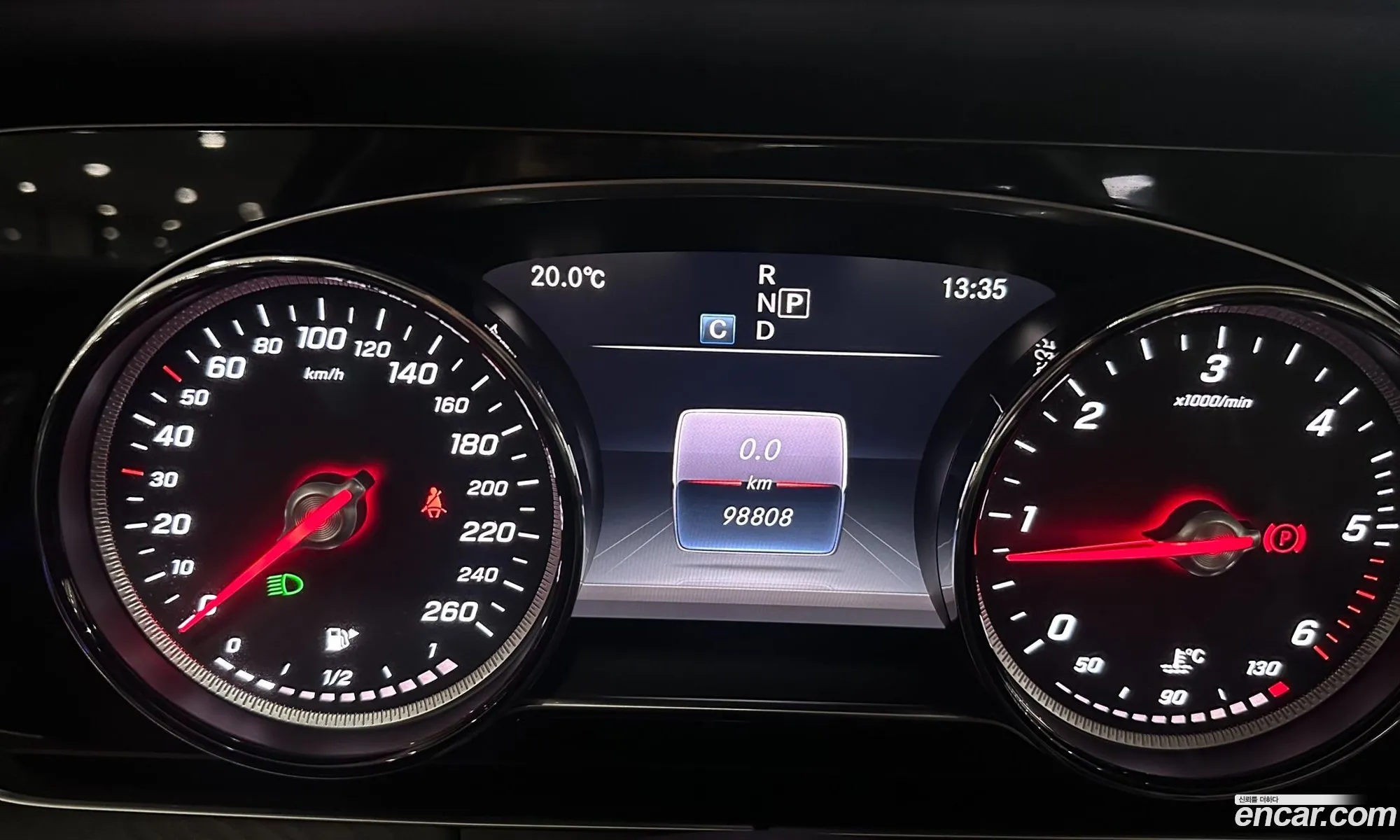 Mercedes-Benz E-Class W213 2017 — 15
