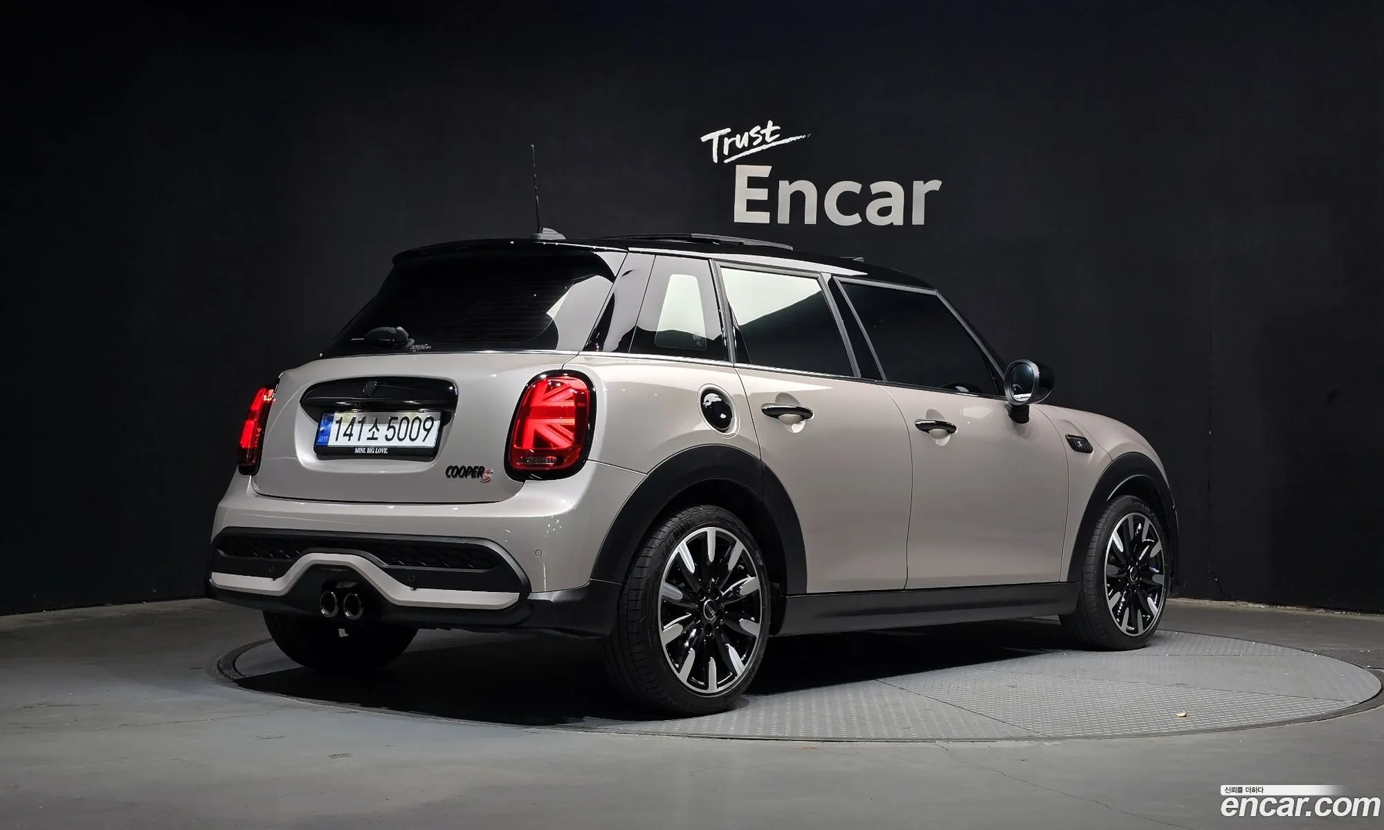 Mini Cooper S 2022 WMW61DK07P2S54151 — 5