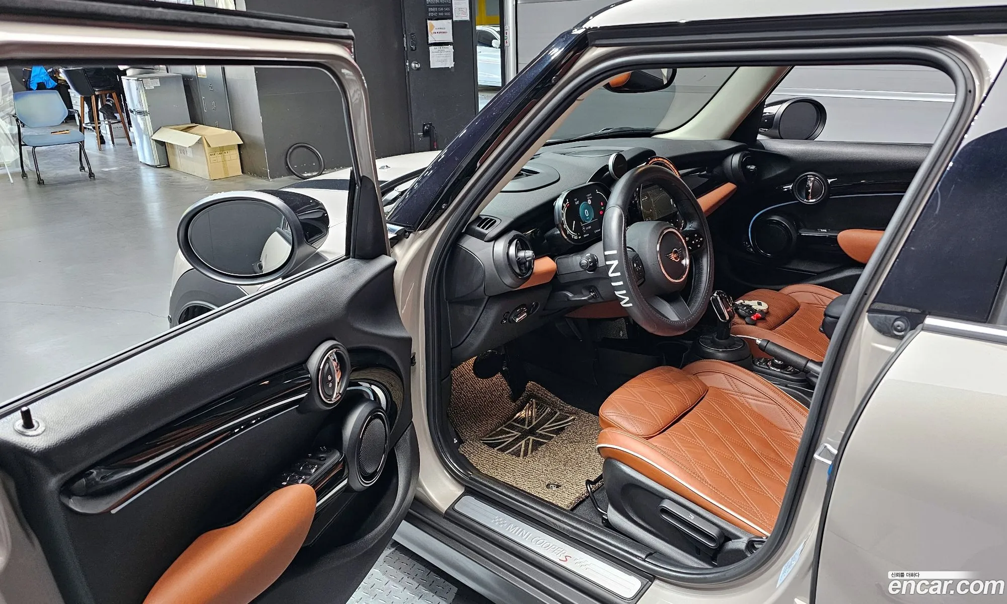 Mini Cooper S 2022 WMW61DK07P2S54151 — 10