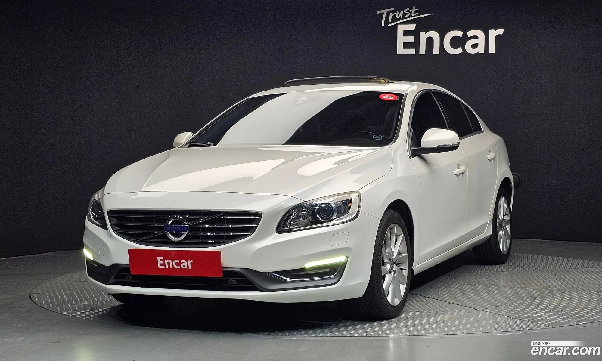 Volvo S60 2015 YV1FS84BBF2355153 — 18