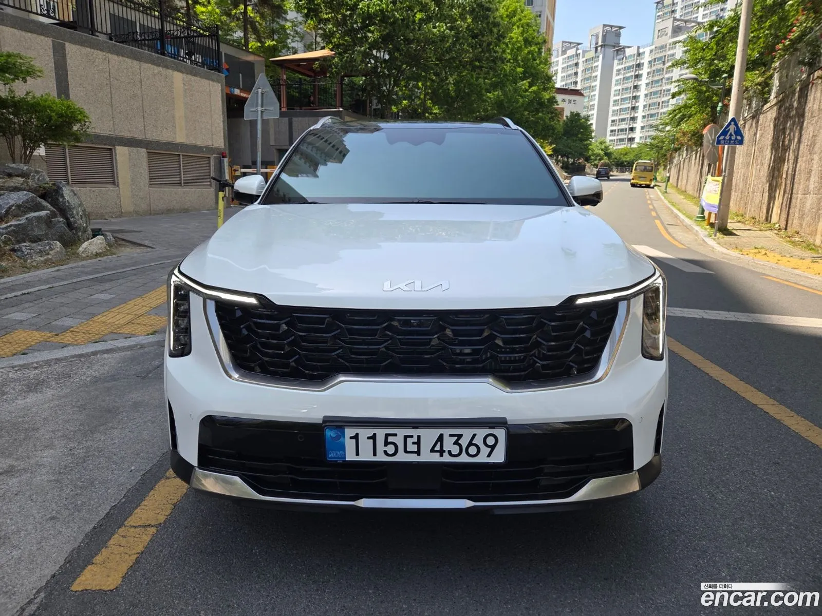Kia Sorento 2025 — 18