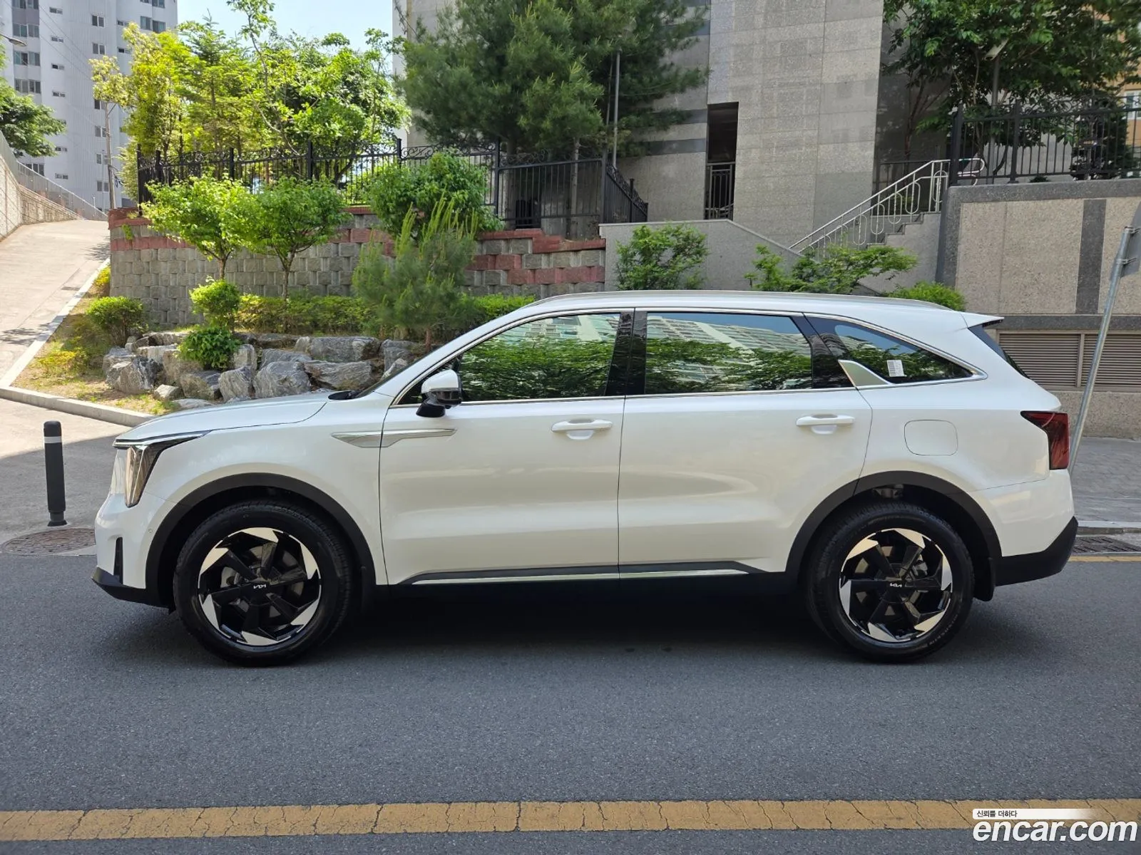 Kia Sorento 2025 — 13