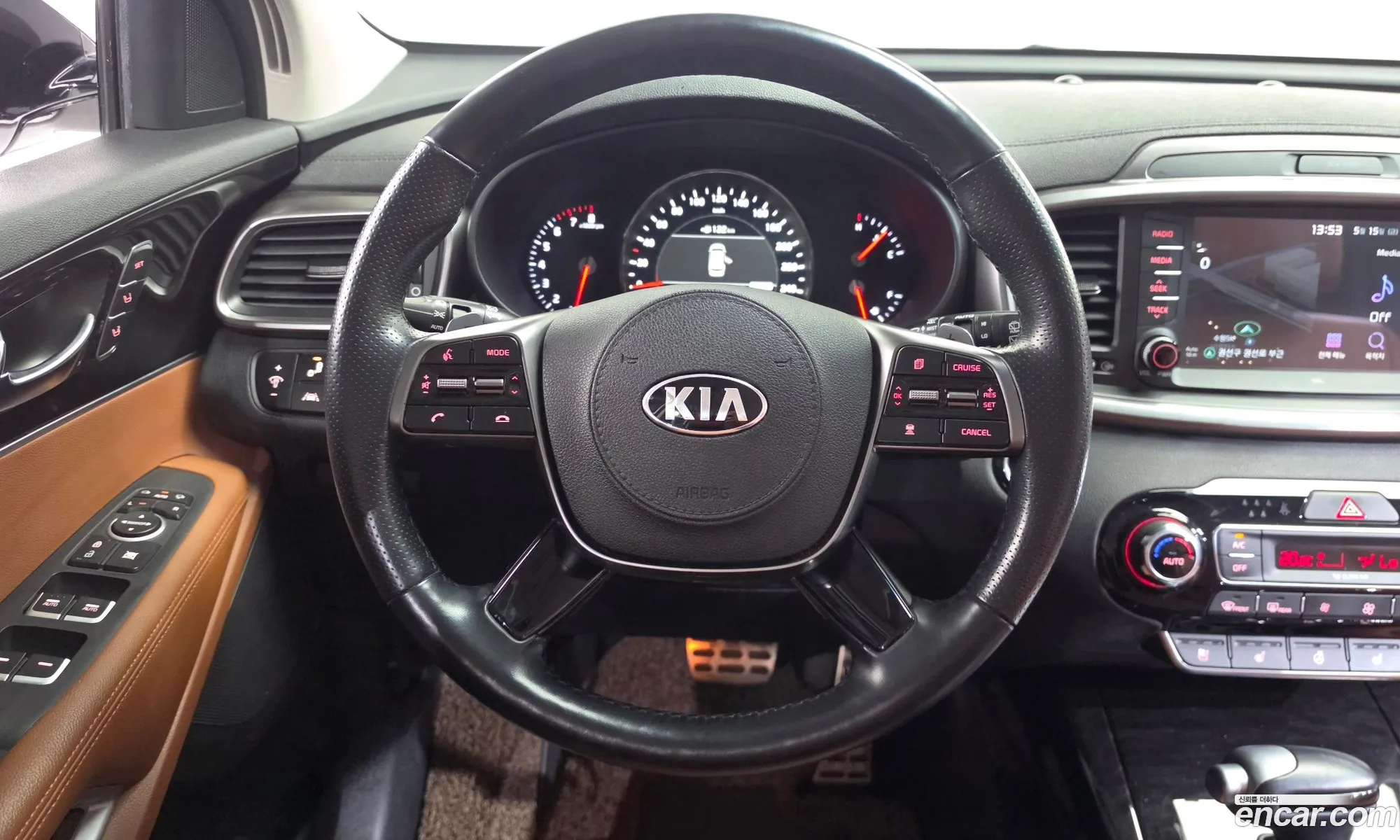 Kia Sorento 2019 — 28