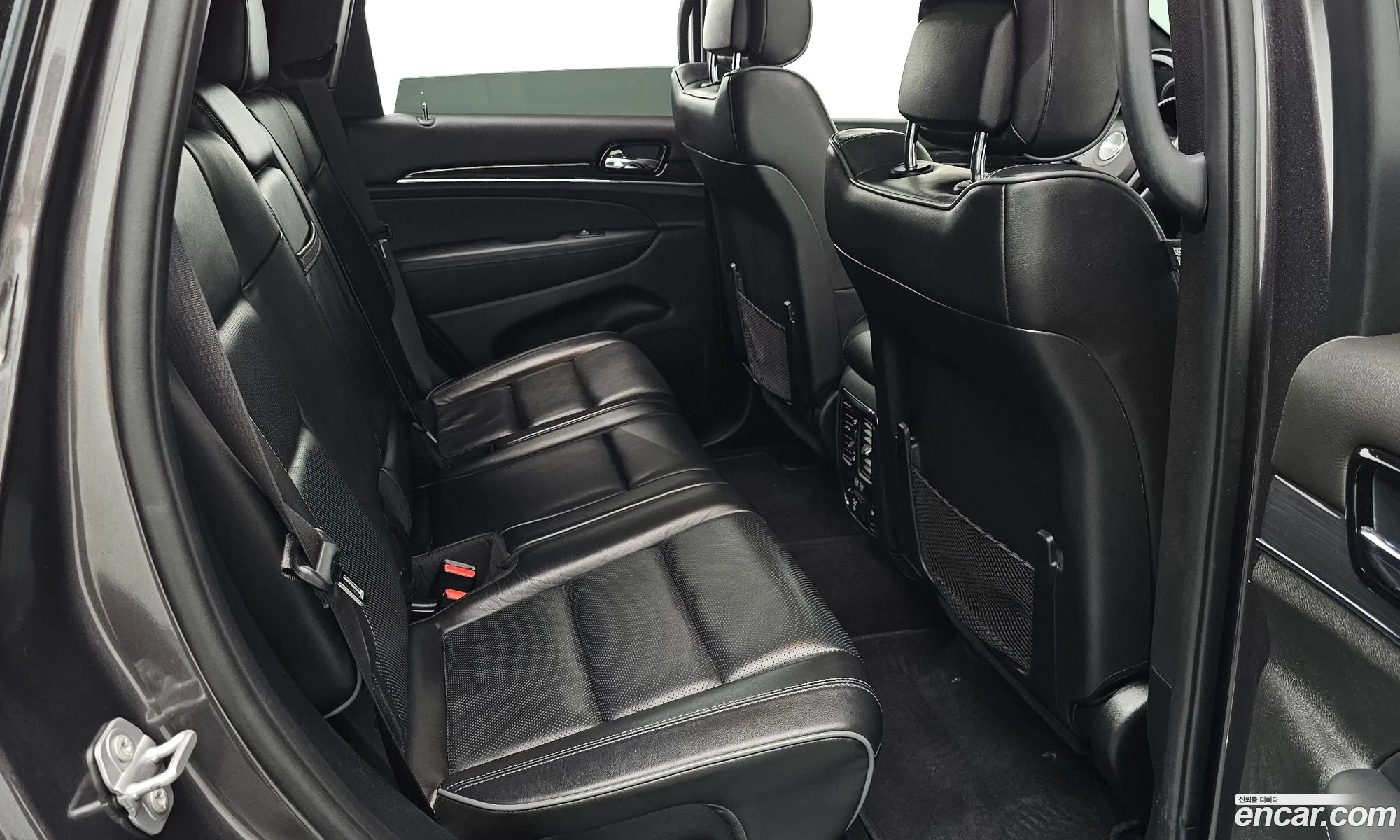 Jeep Grand Cherokee 2020 — 25