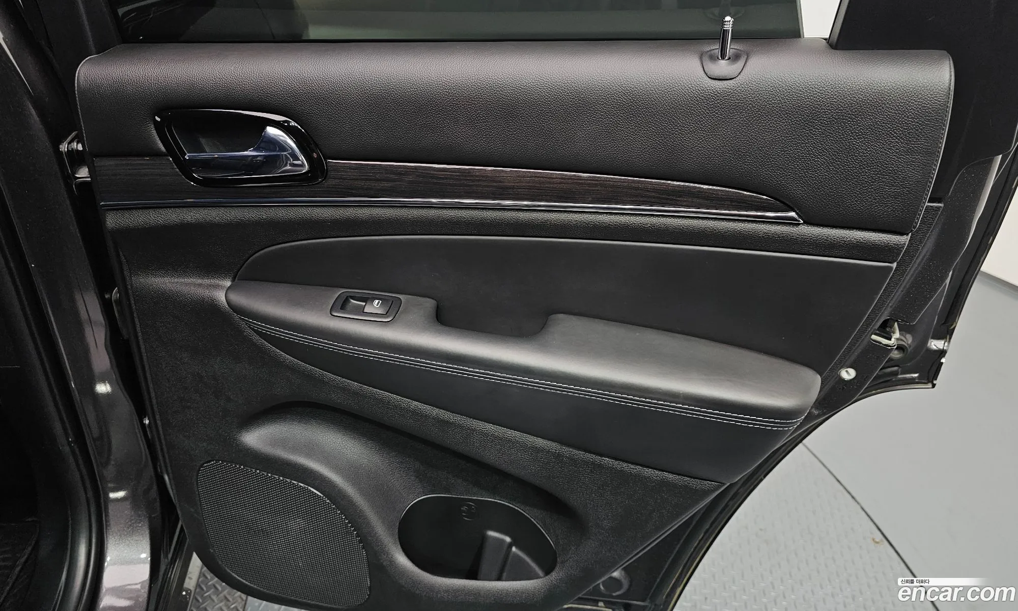 Jeep Grand Cherokee 2020 — 20