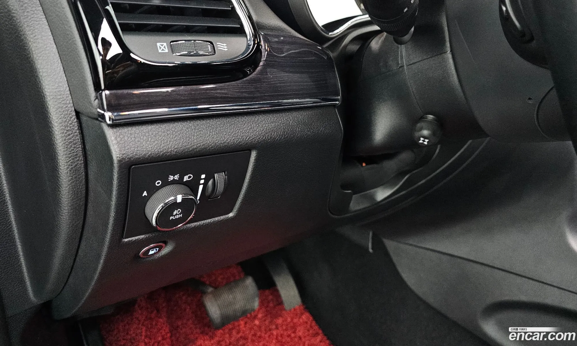 Jeep Grand Cherokee 2020 — 26