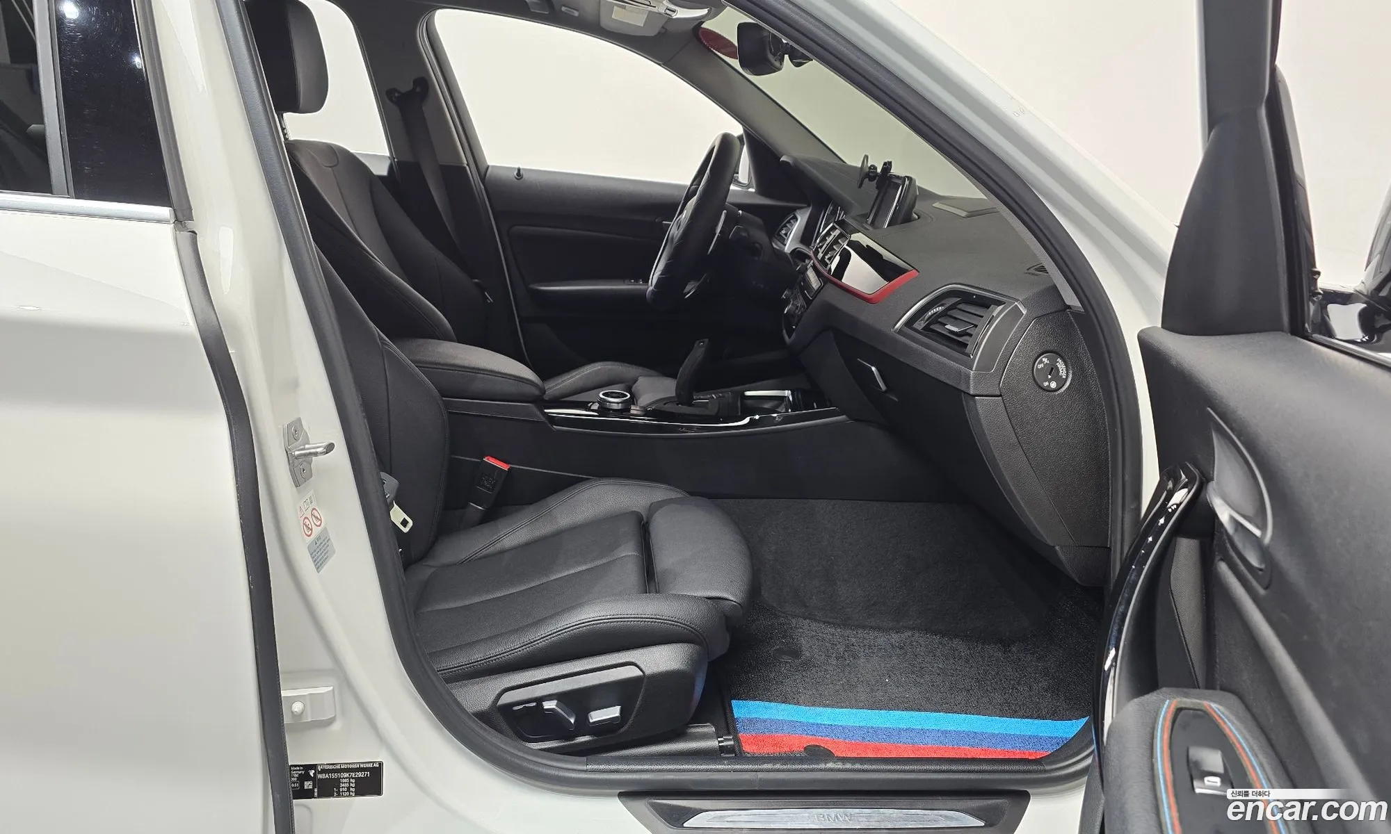 BMW 1 Series 2019 — 25