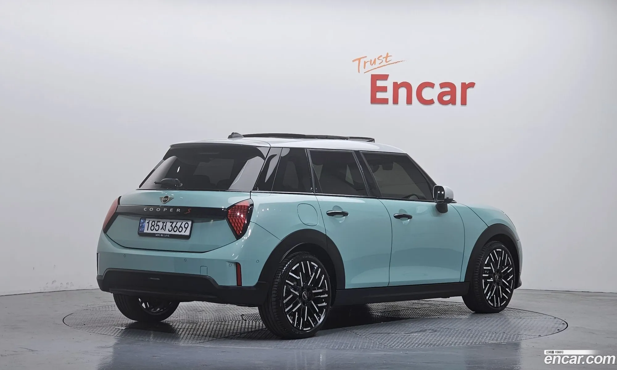 Mini Cooper S 2024 WMW51GD06S2W62207 — 4