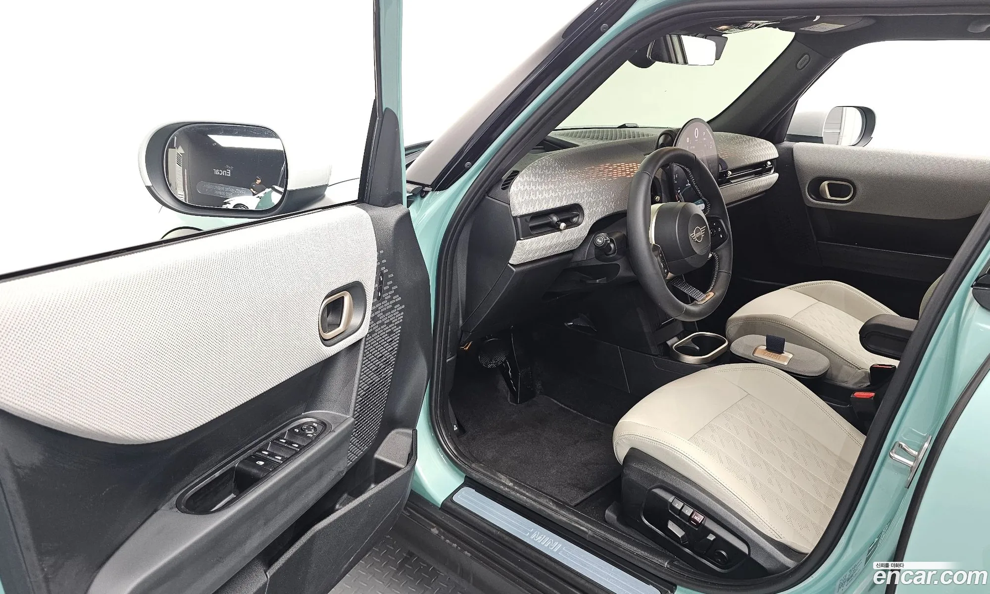 Mini Cooper S 2024 WMW51GD06S2W62207 — 13