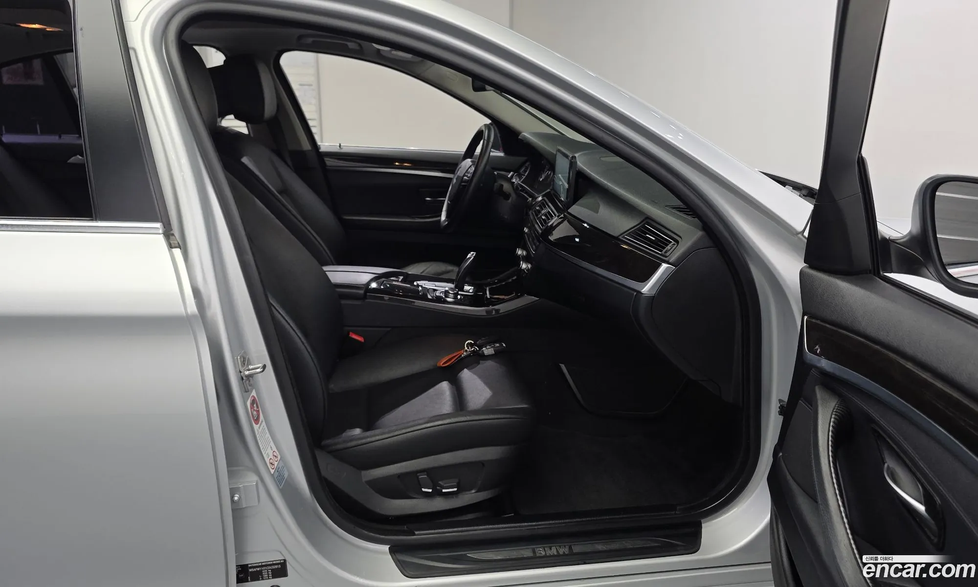 BMW 5 Series 2012 — 2