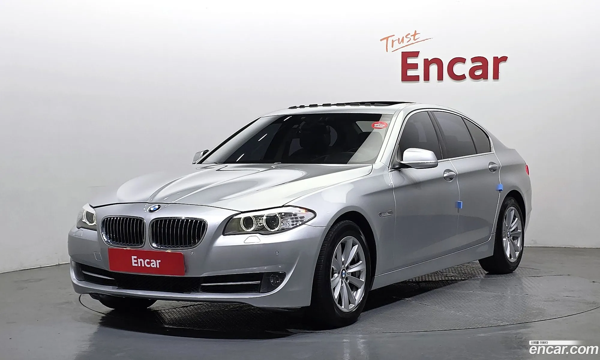 BMW 5 Series 2012 — 19