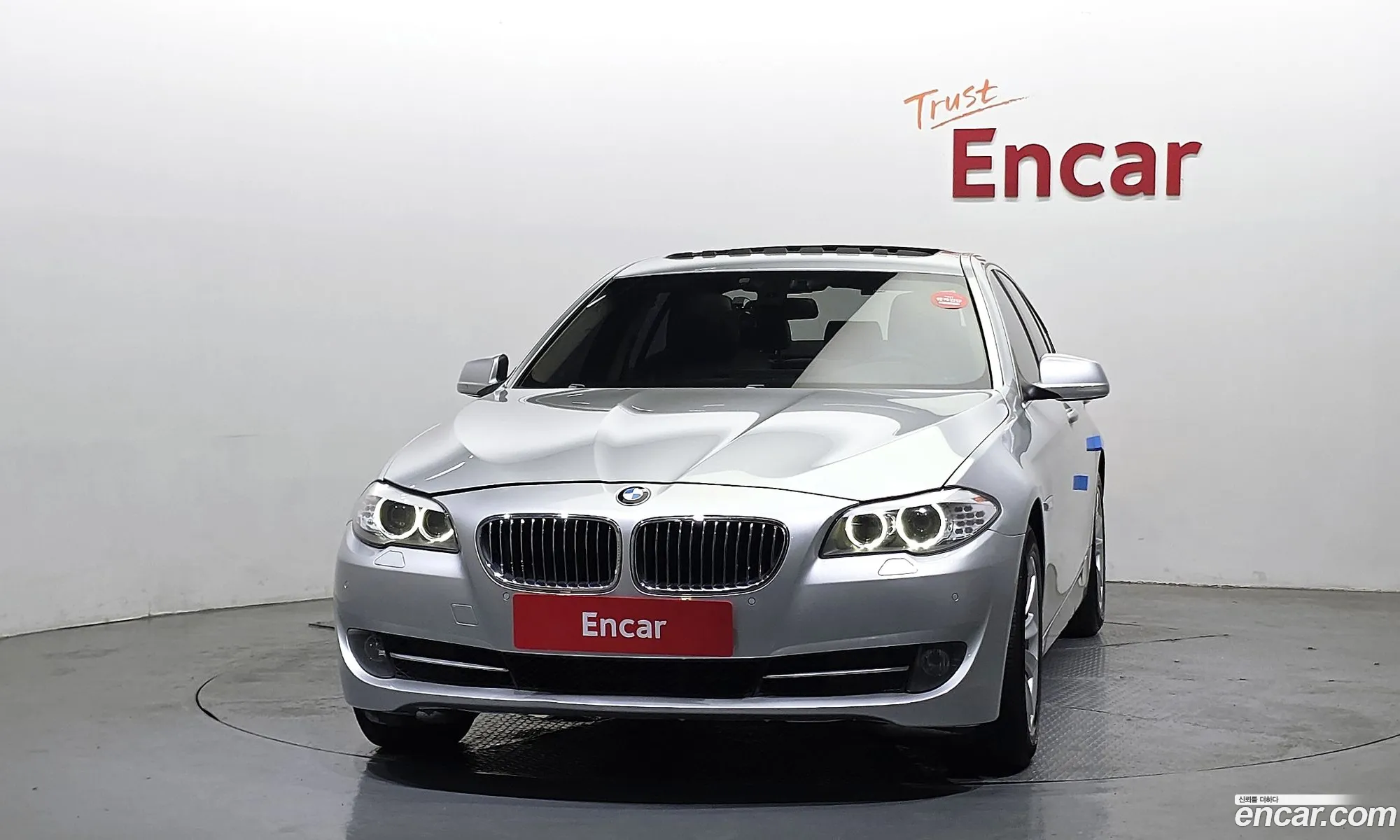 BMW 5 Series 2012 — 11