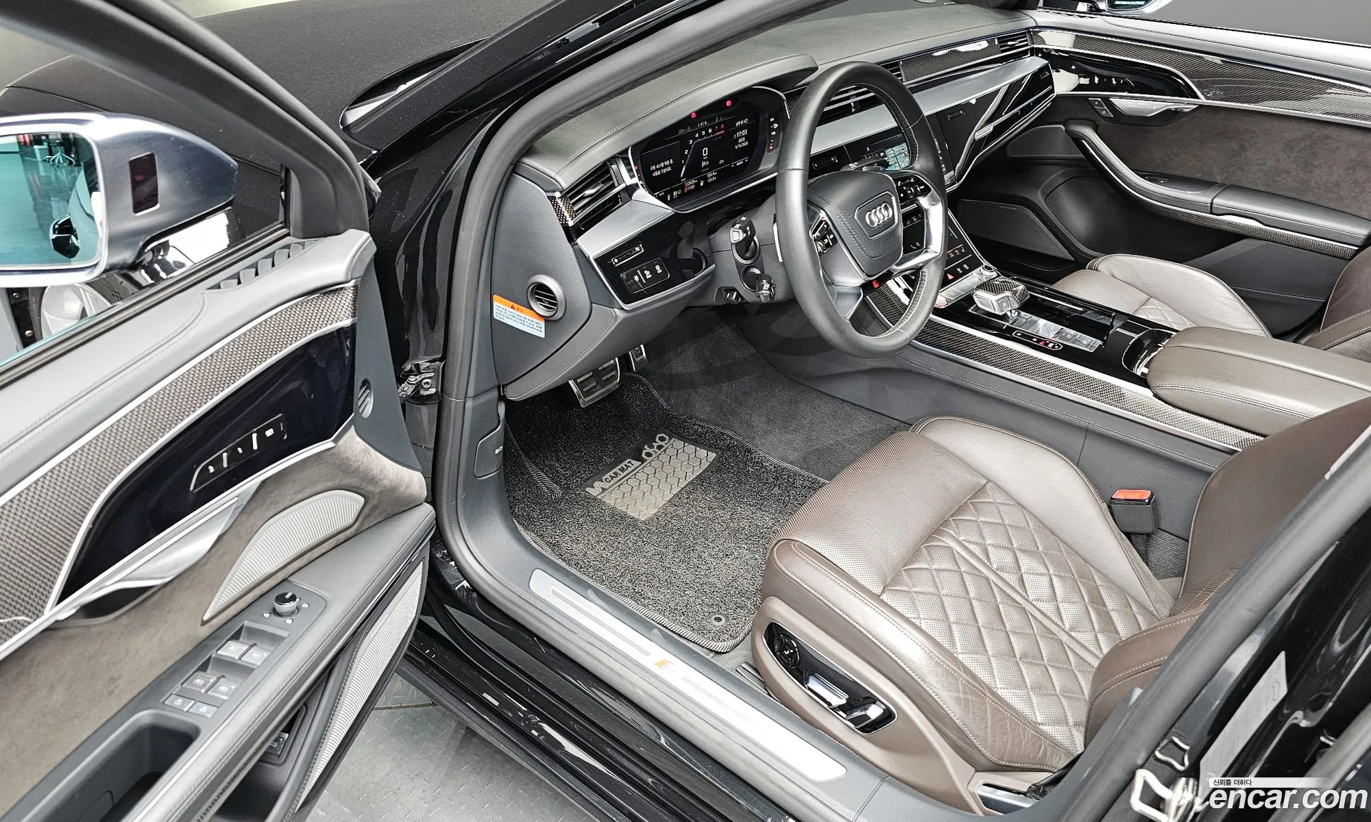 Audi S8 2020 WAUZZZF82LN014484 — 20