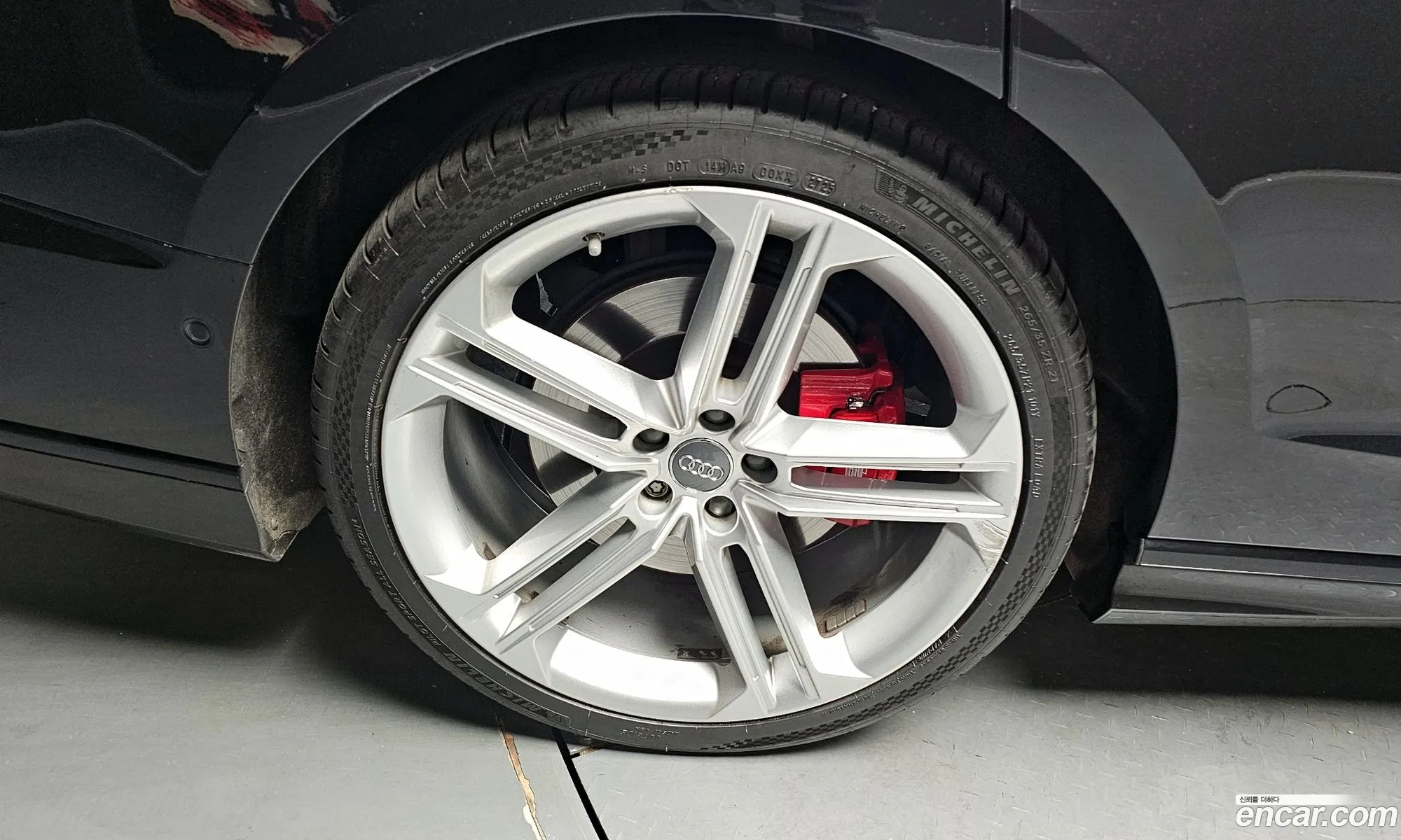 Audi S8 2020 WAUZZZF82LN014484 — 4