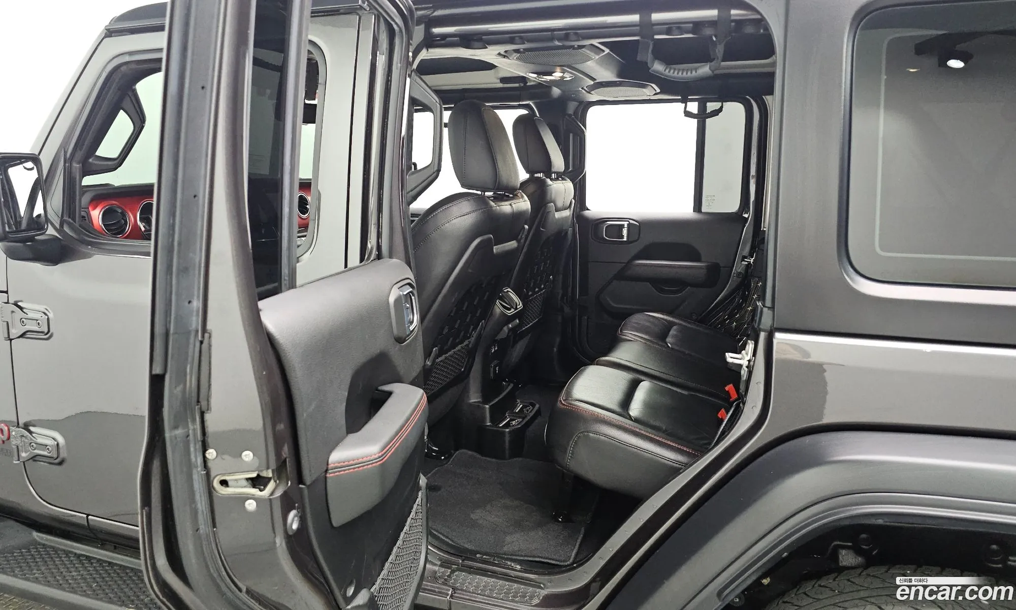 Jeep Wrangler 2021 — 8